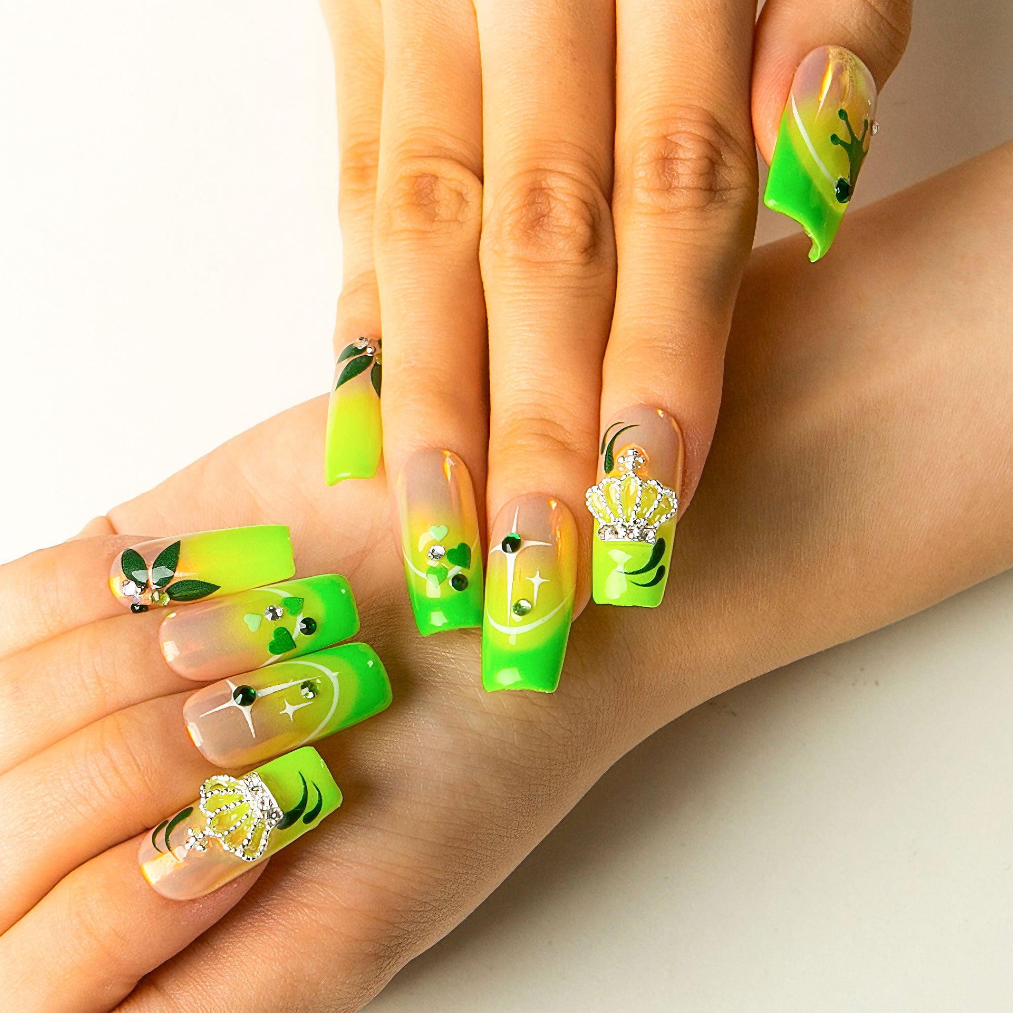 Evangeline’s glow Handmade Nails H456