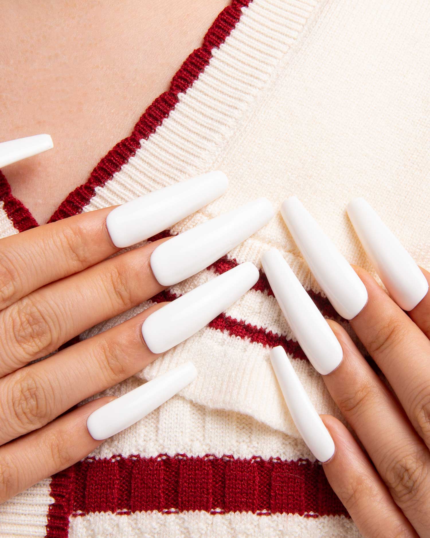 snow white press on nails