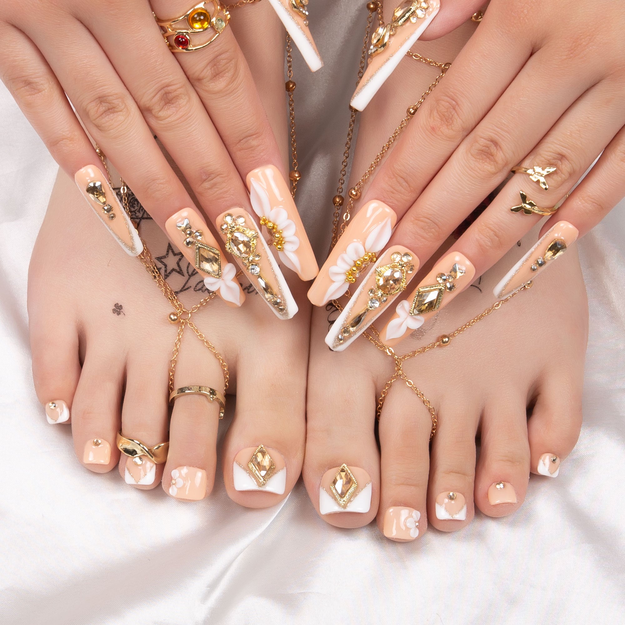 White Jasmine Combo Set Handmade Nails H241+T241