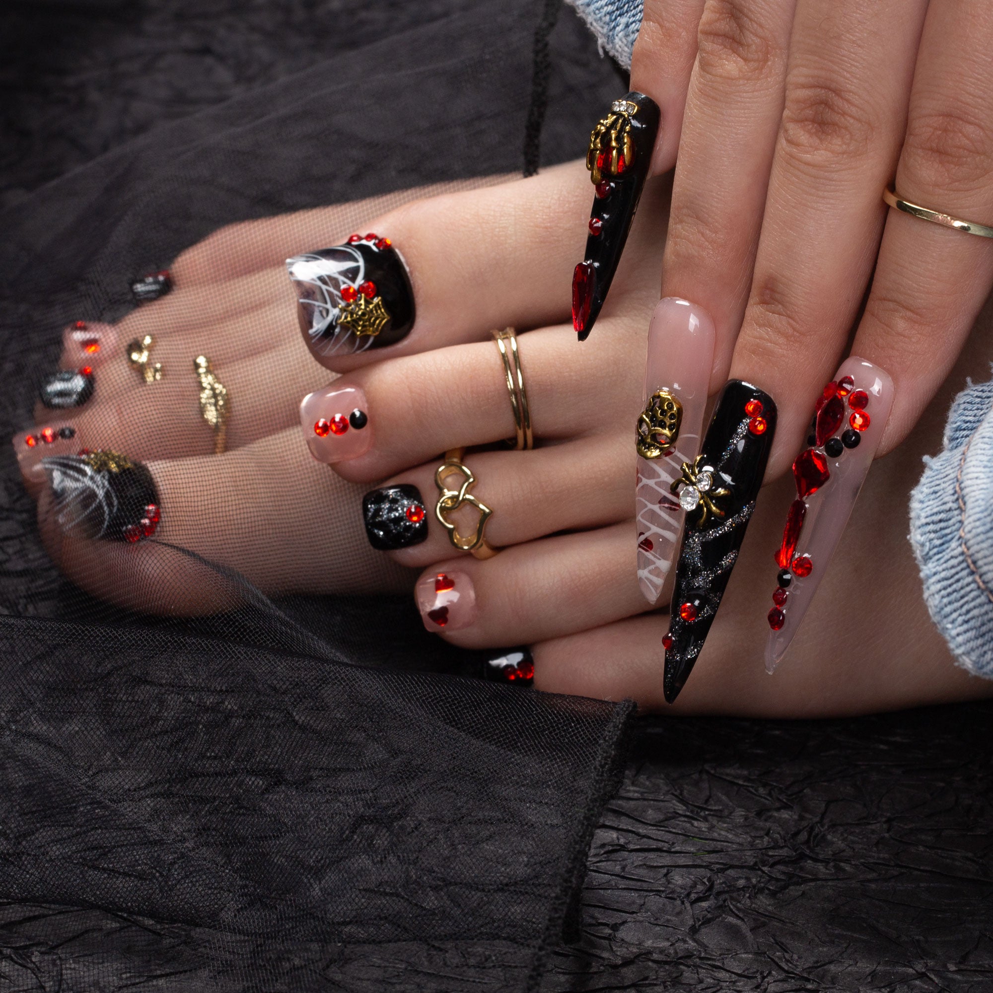 Bleeding Love Combo Set Handmade Nails H42+T42