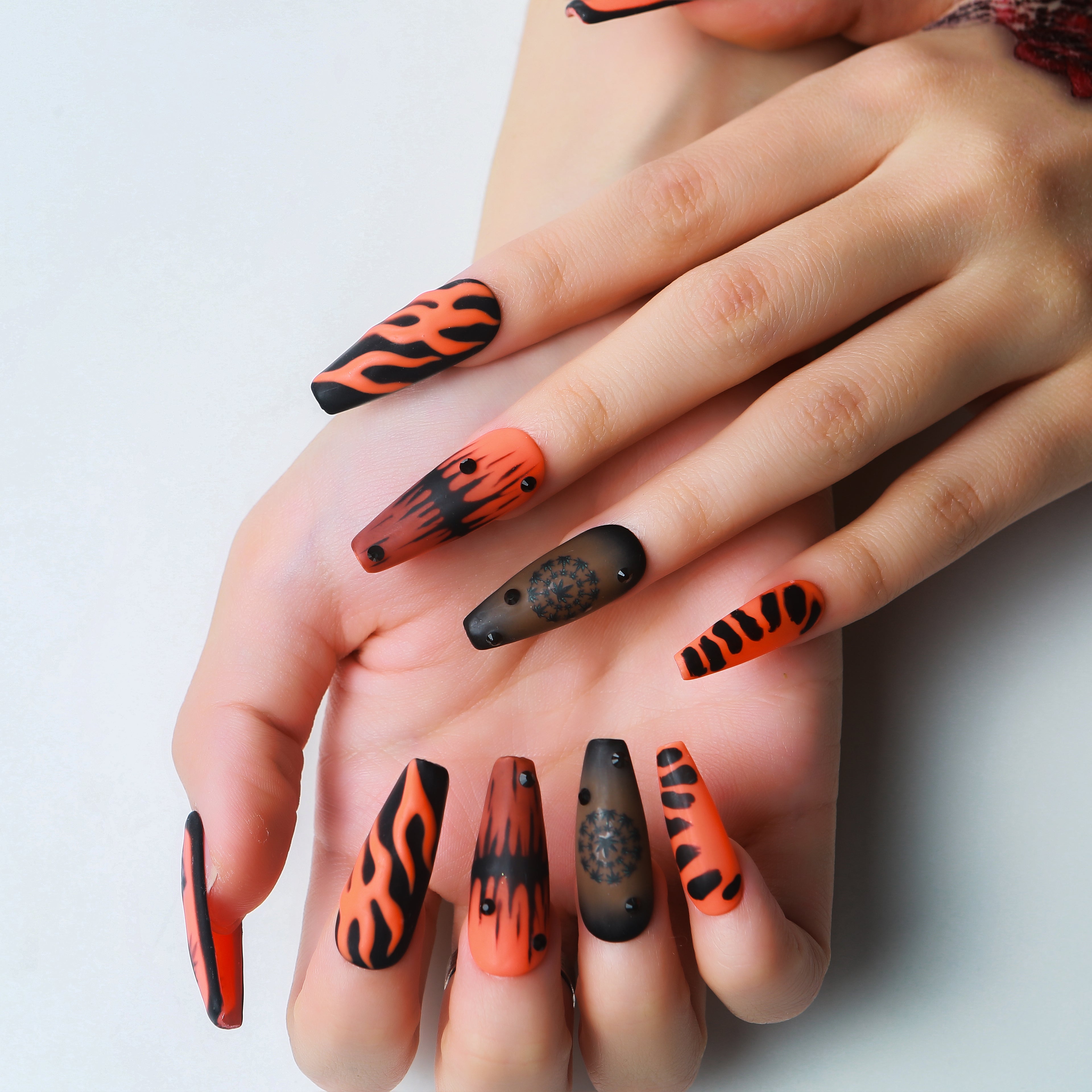 Blazin Haze Handmade Nails H430