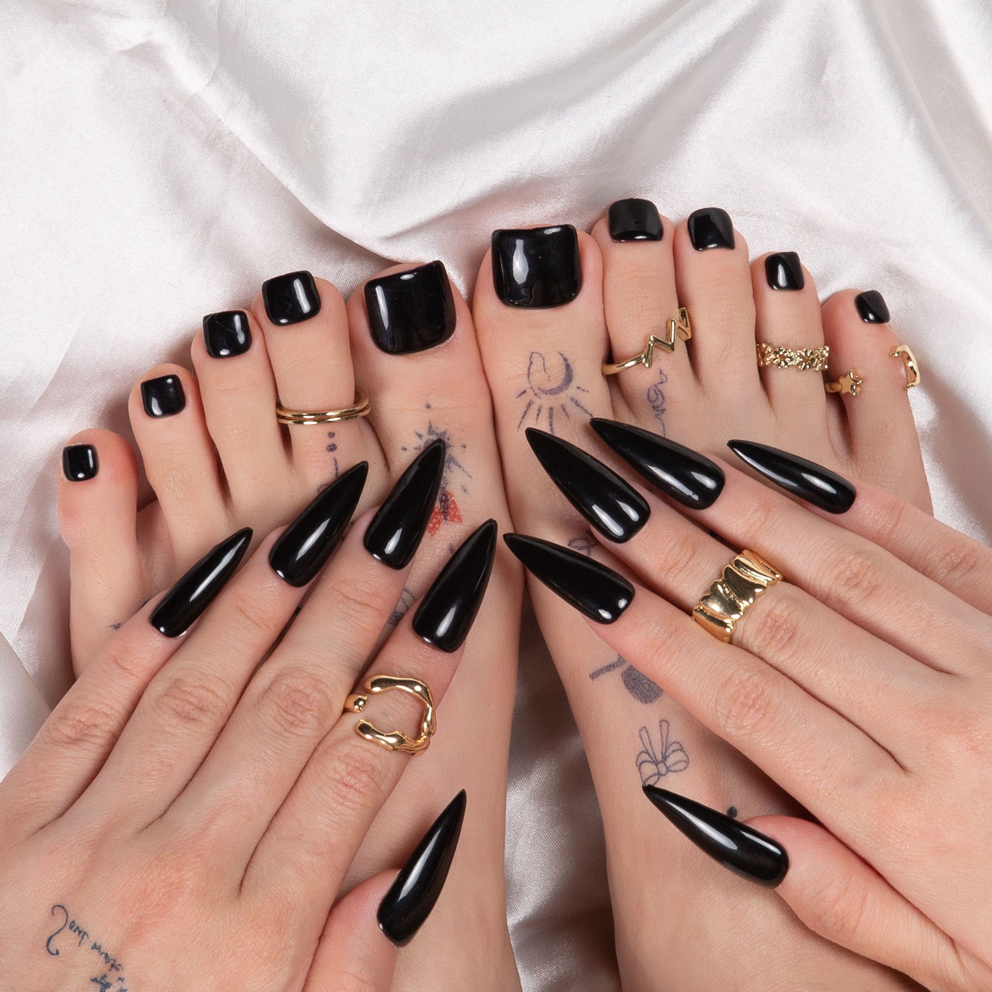 Red Sole Black and Red Combo Set Handmade Nails H22+T22