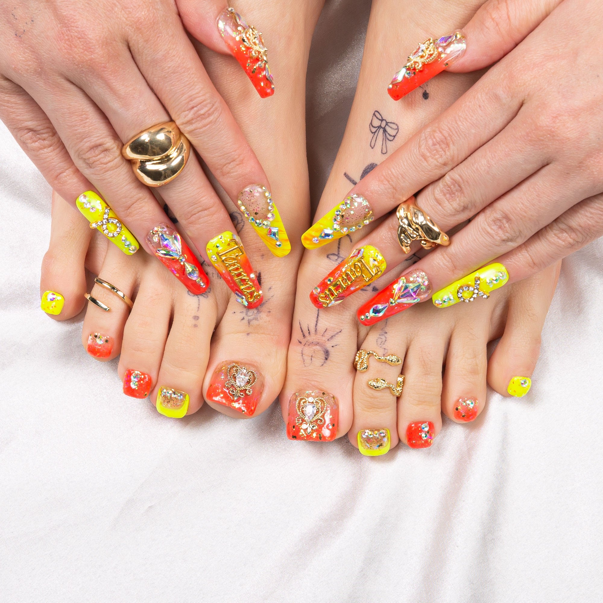 Taurus Combo Set Handmade Nails H163+T163