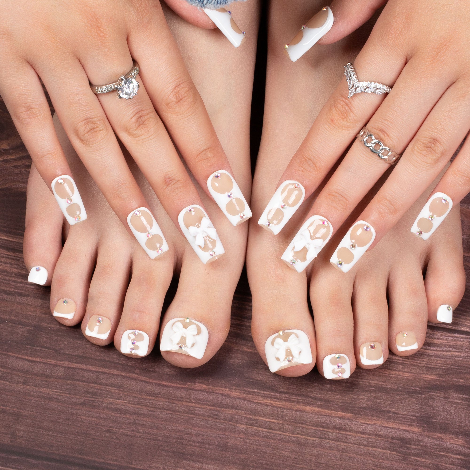 White Gladiator Combo Set Handmade Nails H301+T301