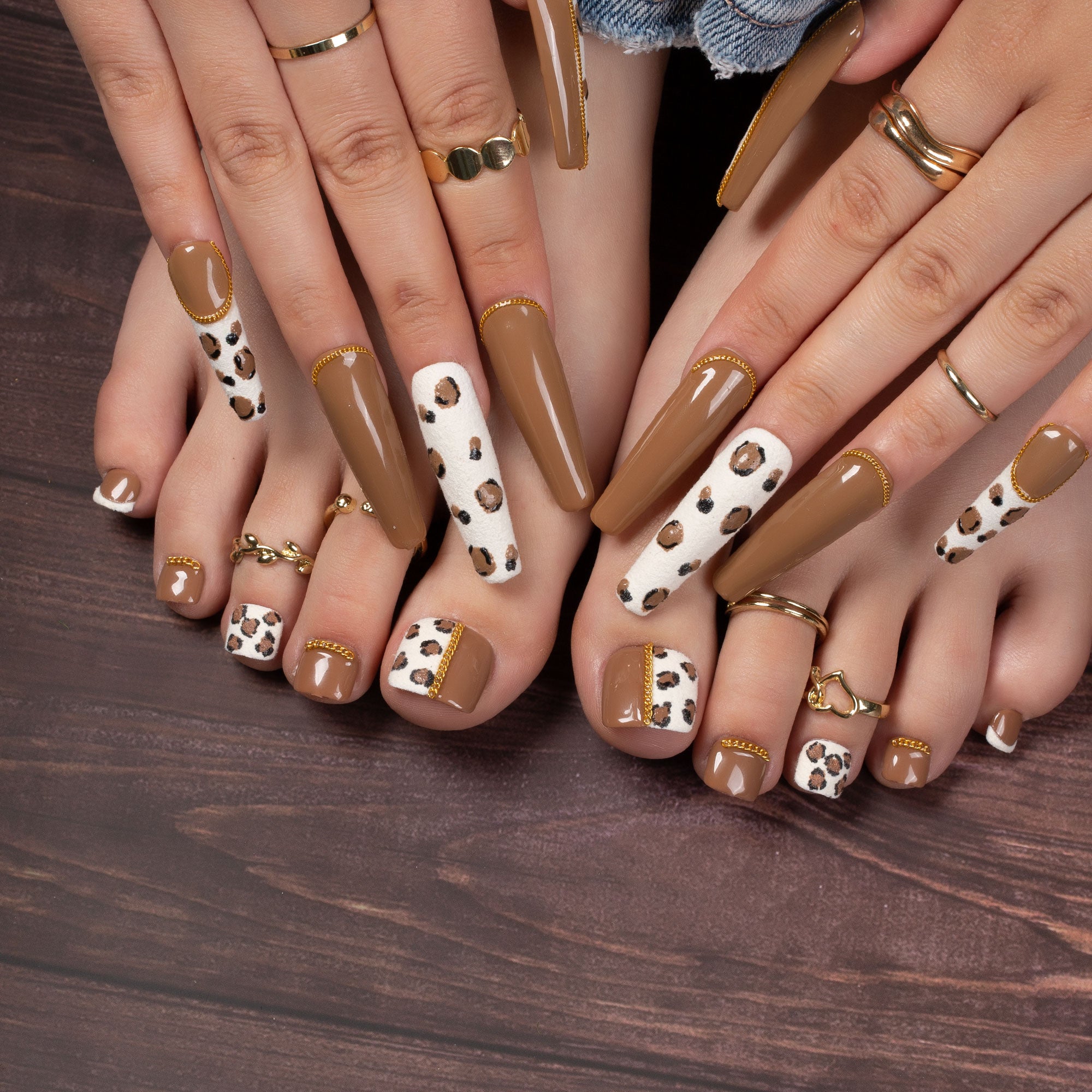 Mellow Mocha Combo Set Handmade Nails H32+T32