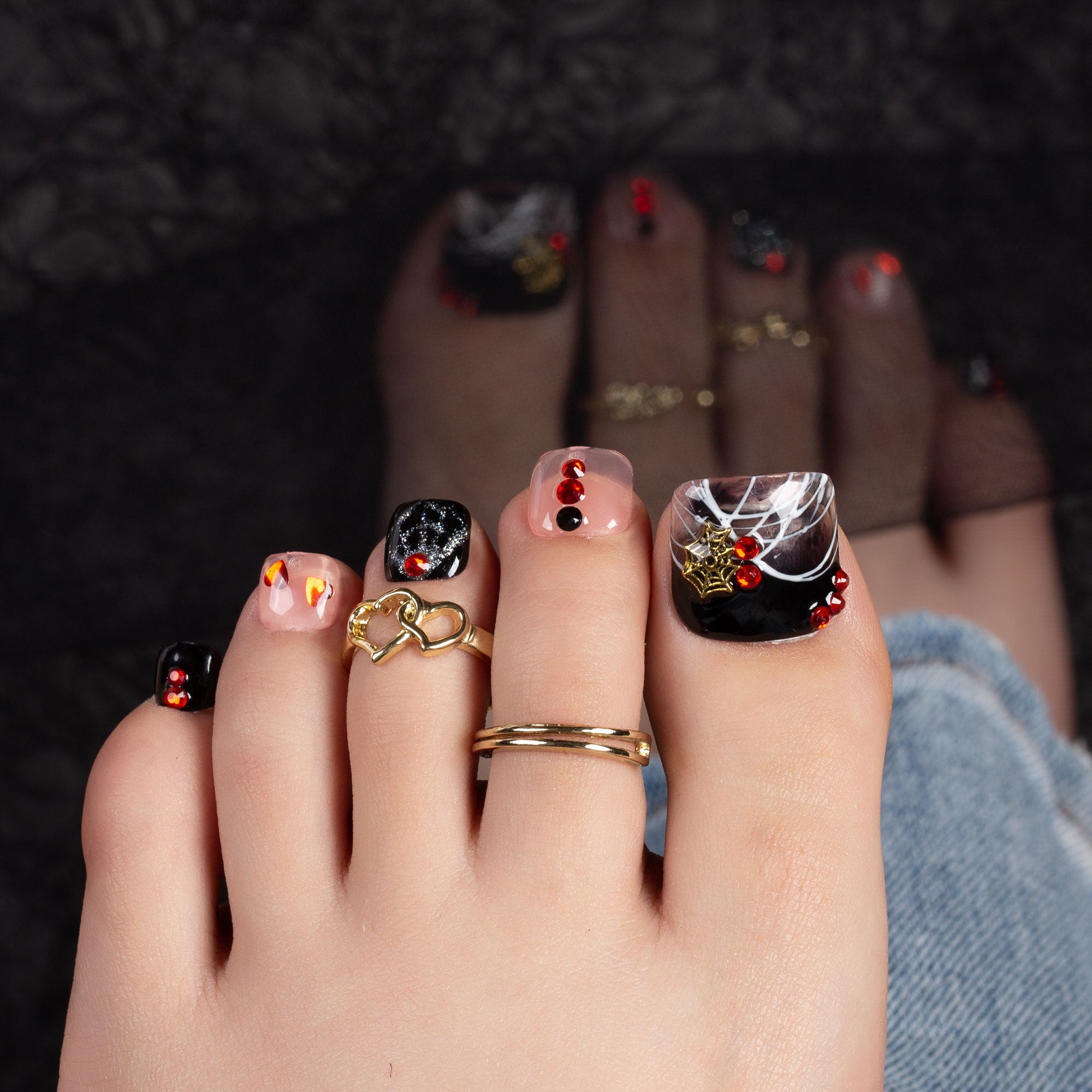 Bleeding Love T42 Toe Nails- 20Pcs Free Size