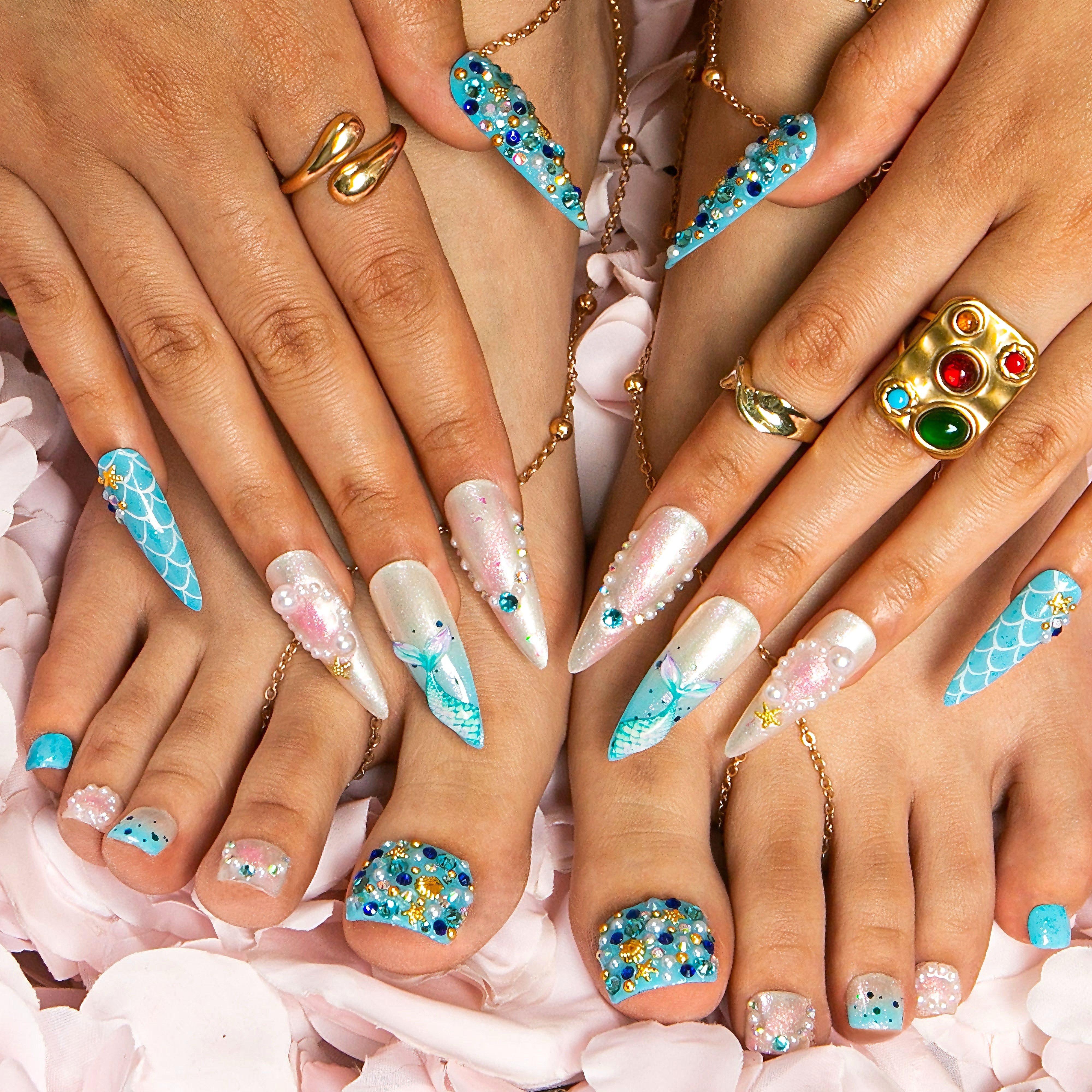 Kiss the Girl Combo Set Handmade Nails H455+T455