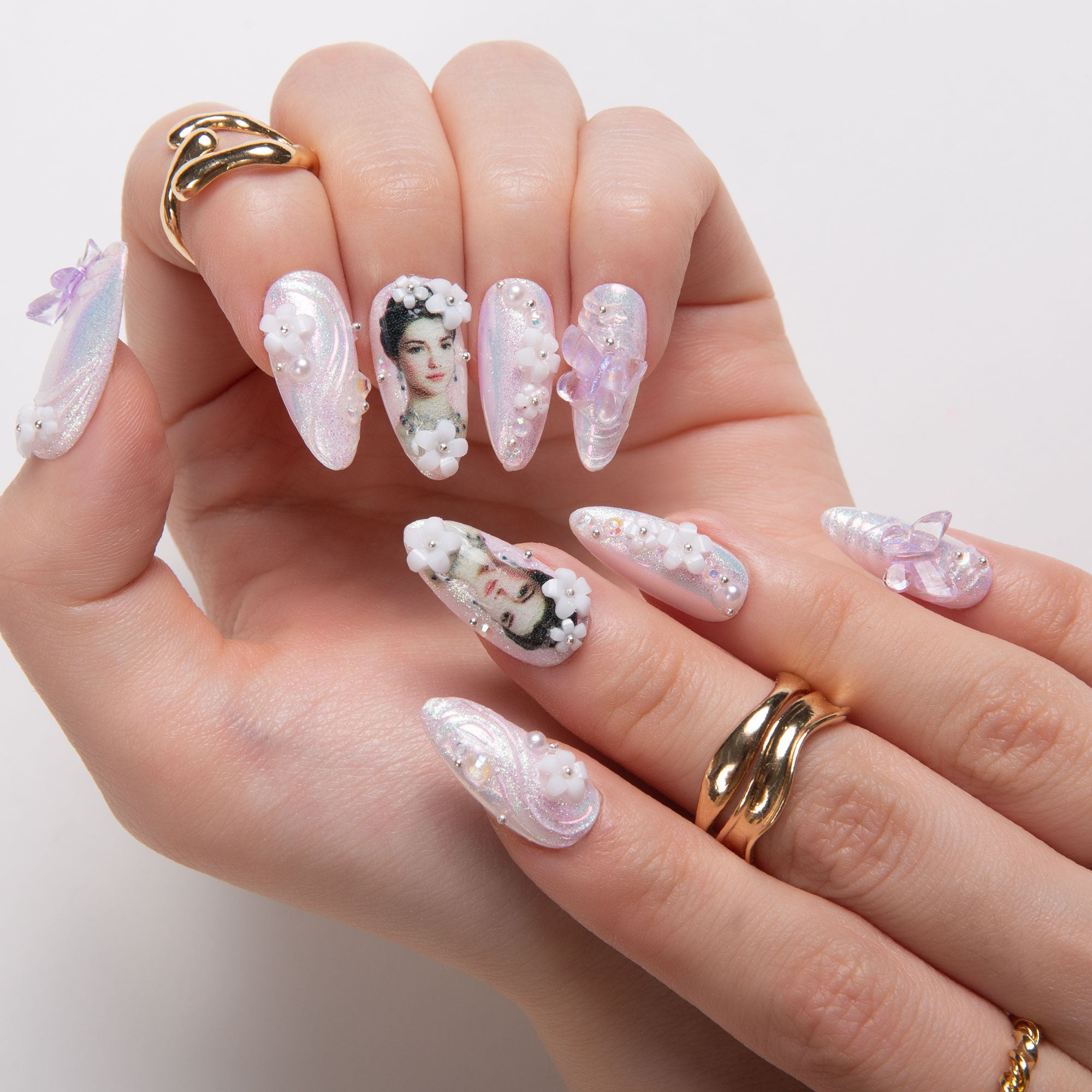 Holographic Muse C024