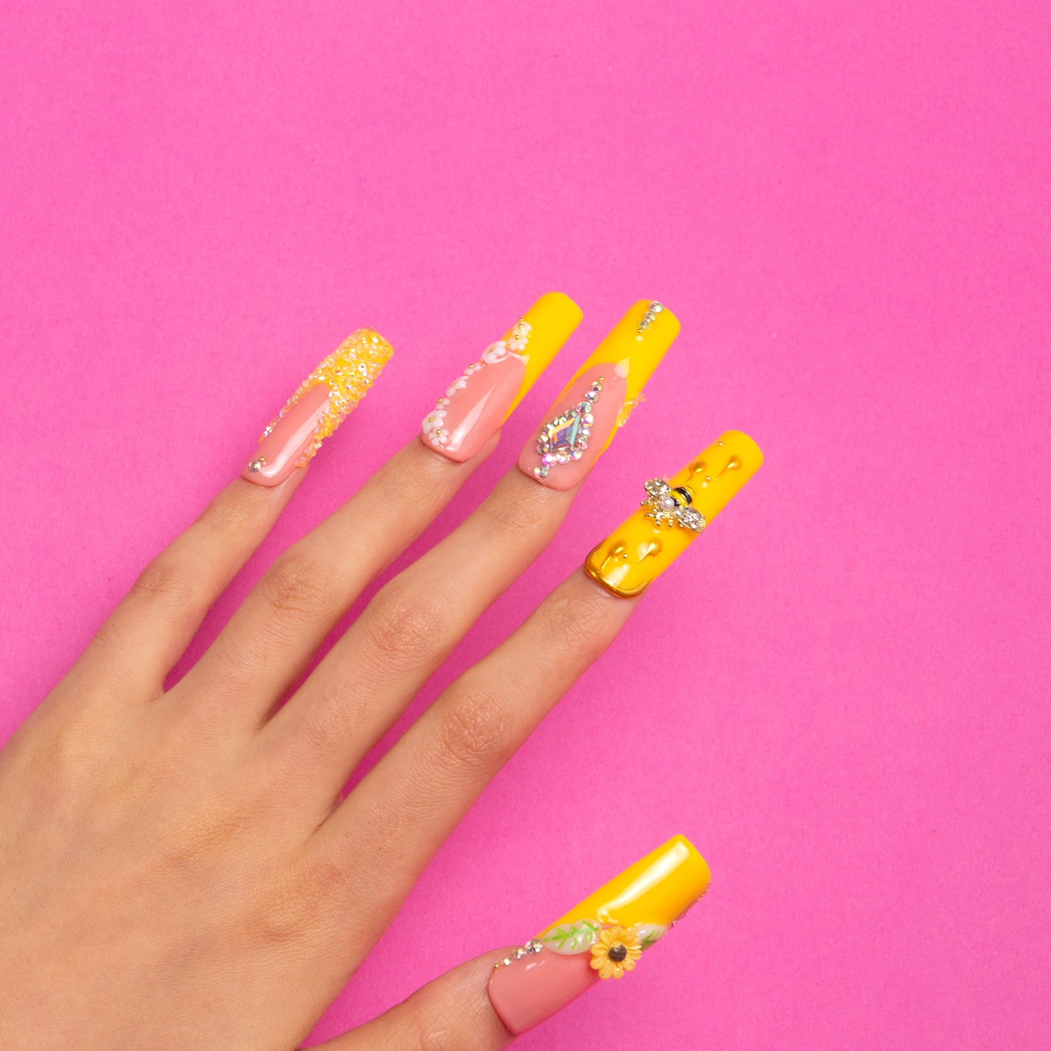 Honey Bee Yellow Square Press-On Nails. Sunflower and bee design.