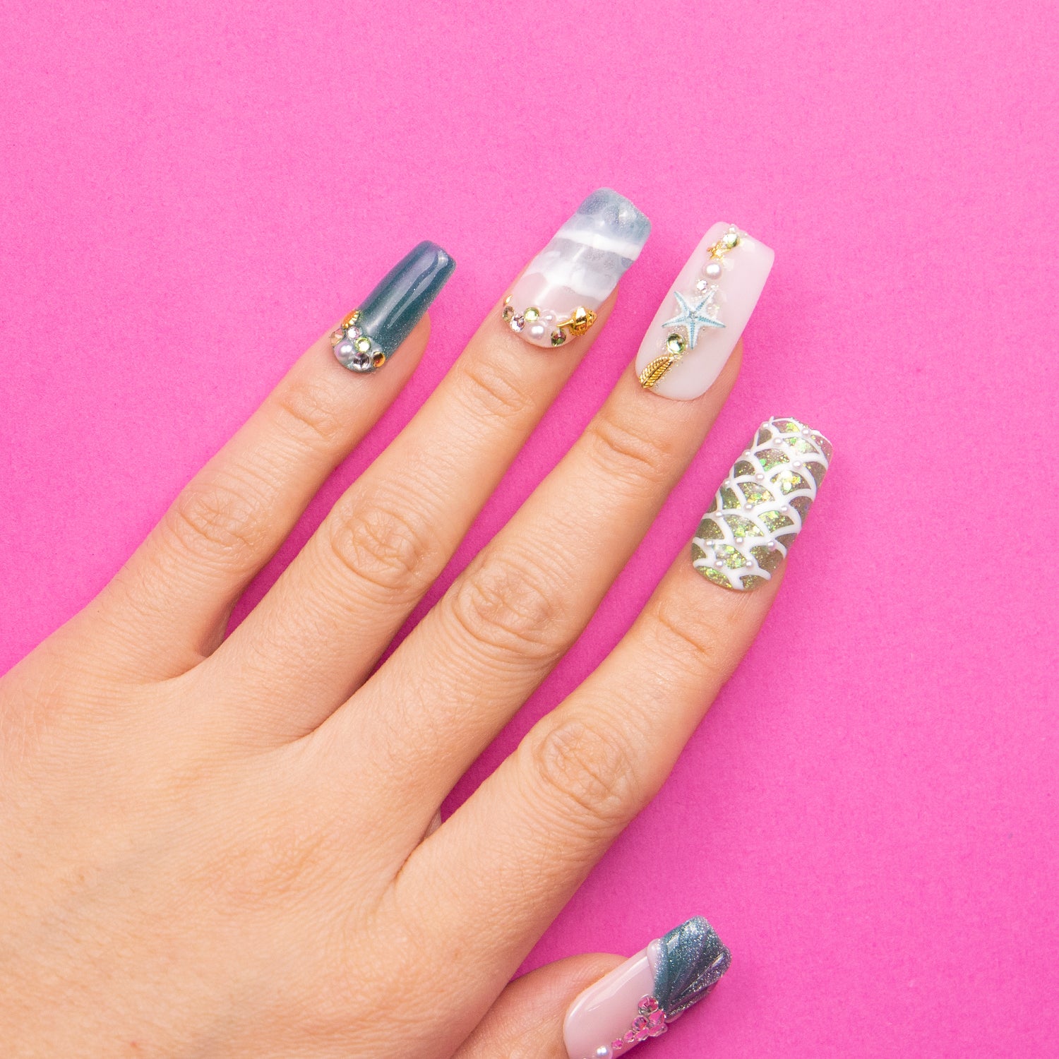 Blue Press-on Nails with Starfish and Glitter - Surfing Girls H119