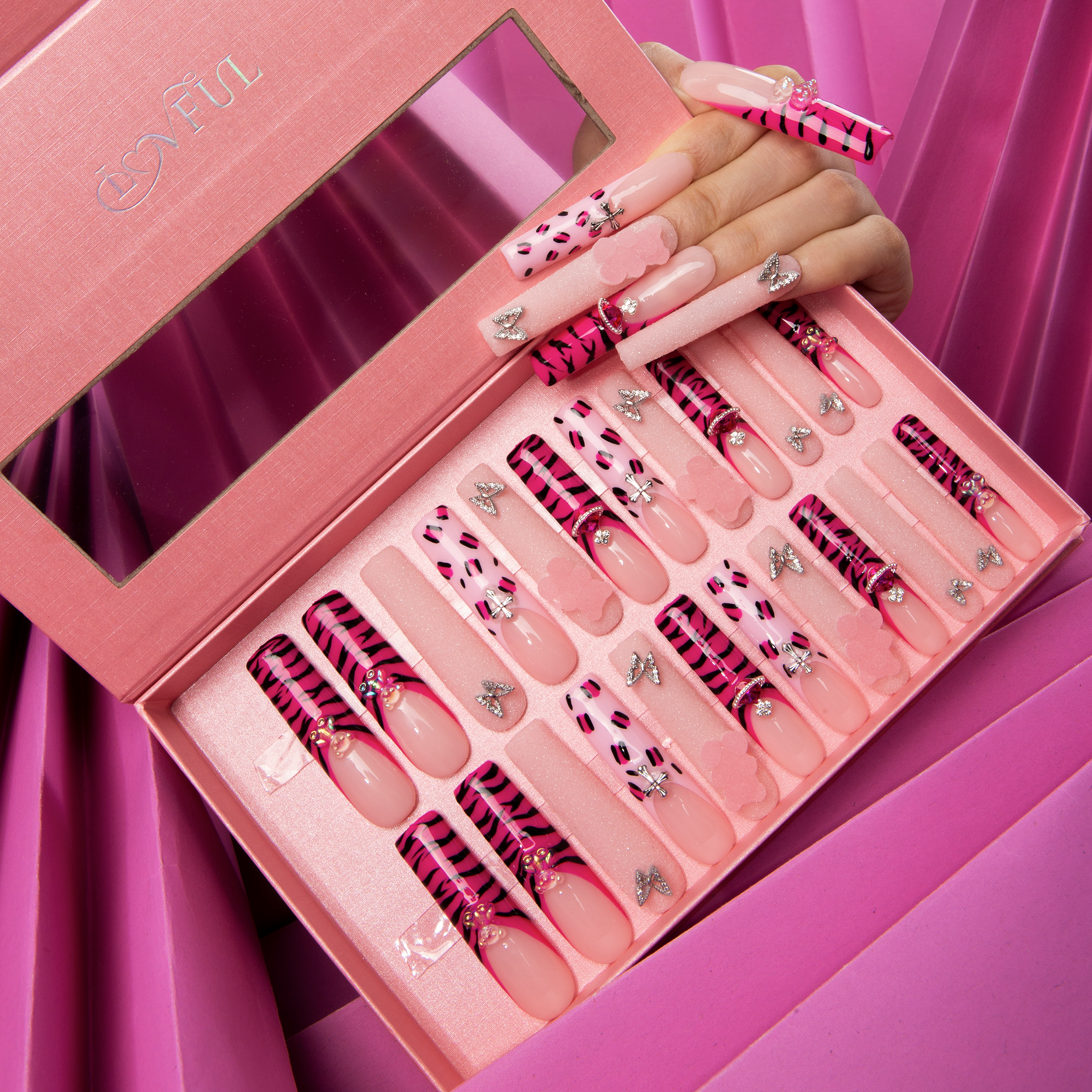 Safari Love Pink Handmade Nails 24pcs H128