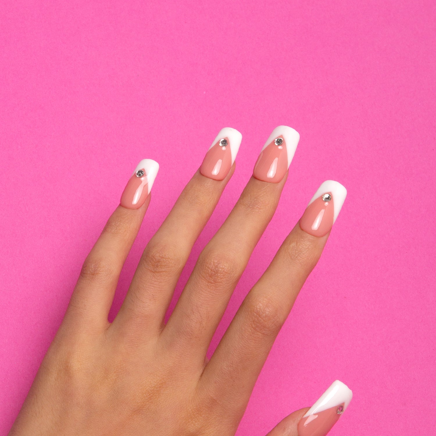 Eternal Polaris press-on nails with rhinestone accent