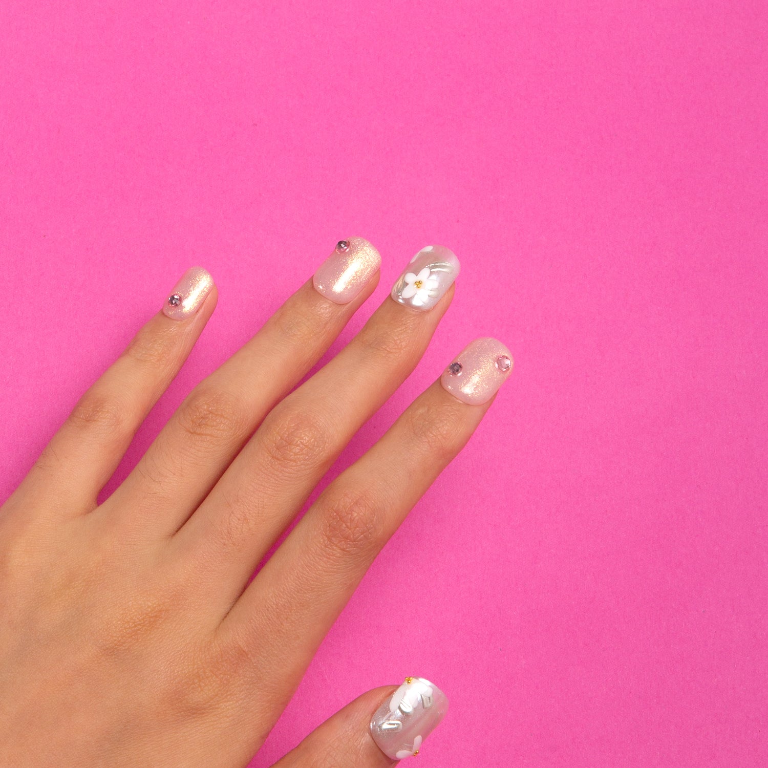 Flower in Snow Handmade Square Nails H284 RTS