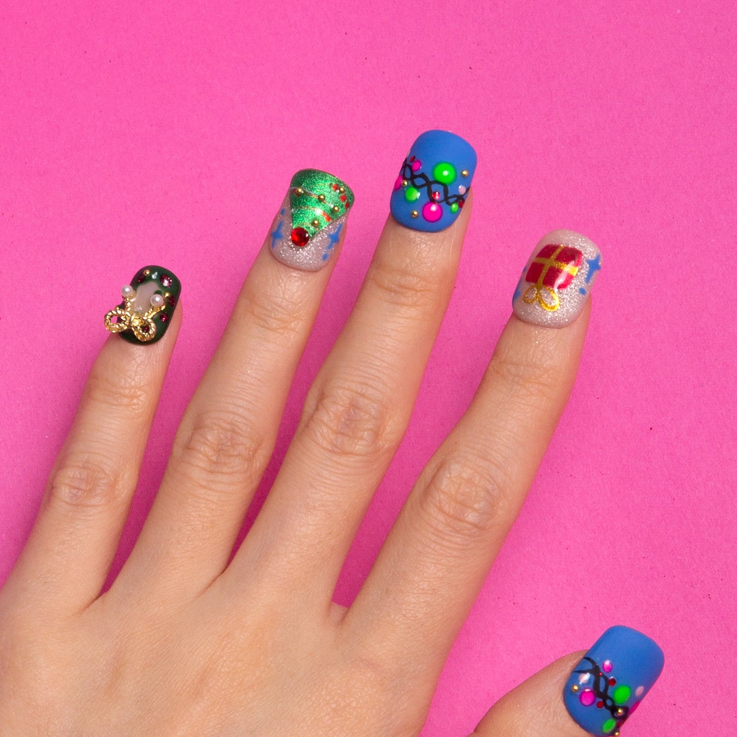 Christmas Cheer Handmade Nails 24pcs H348