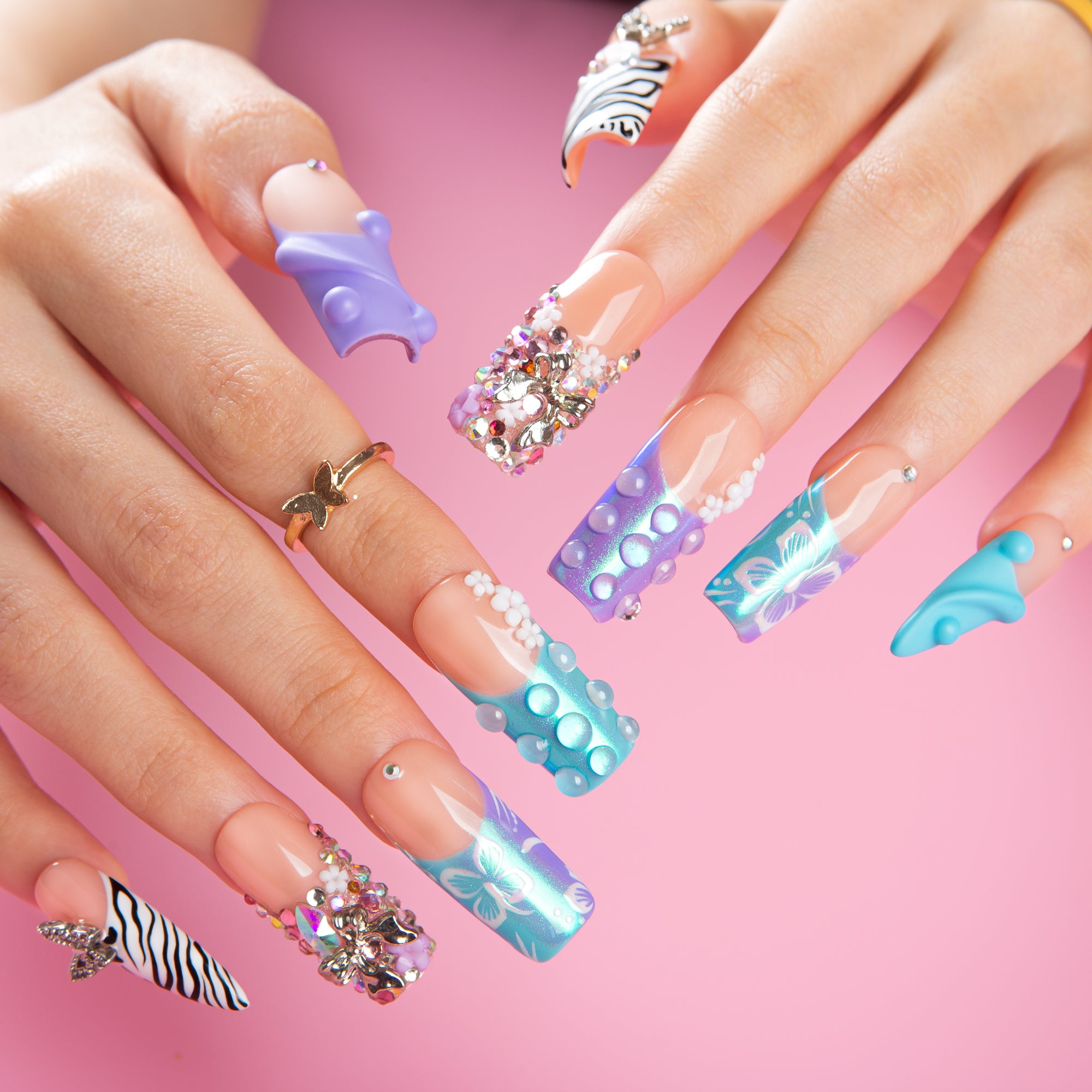 Chill Girl Instinct Handmade Nails H613