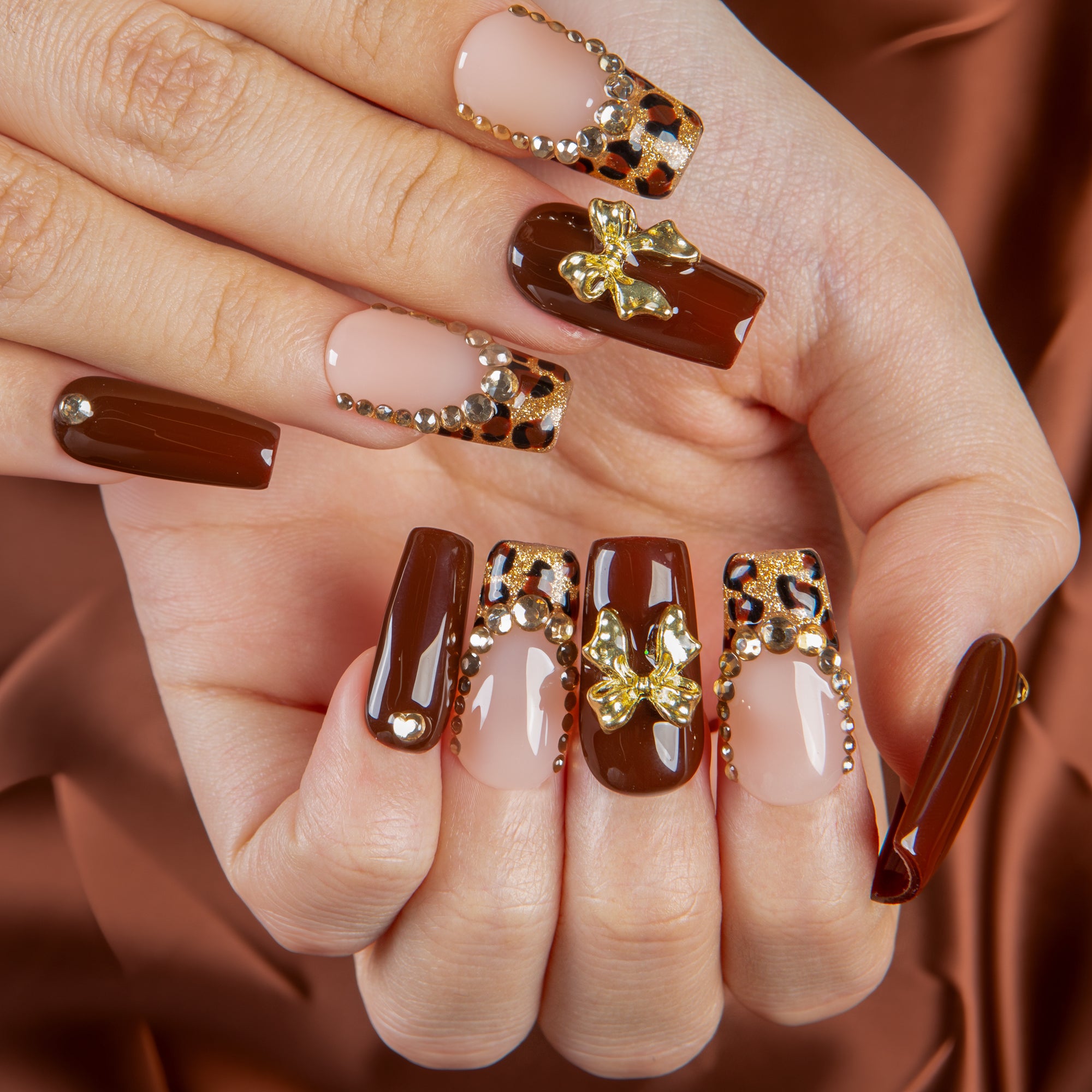 Choco Allure Handmade Nails H659