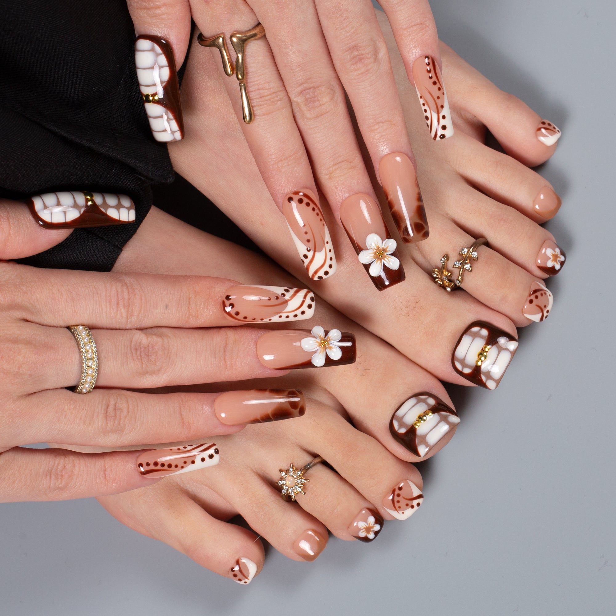 Latte Art Combo Set Handmade Nails H667+T667