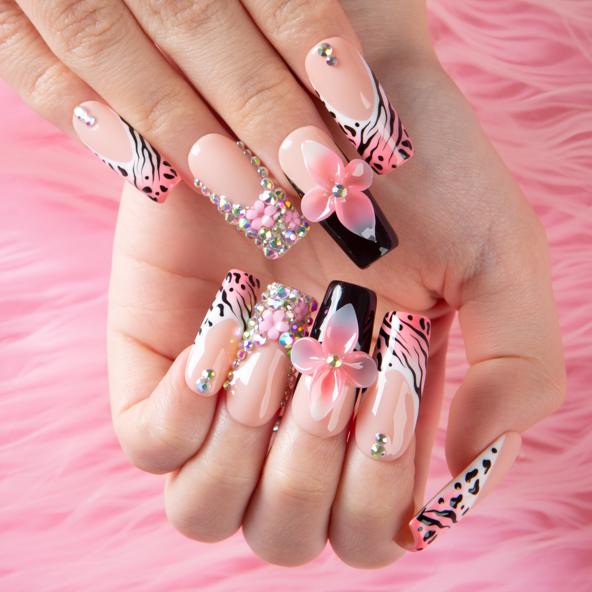 Glam Jungle Handmade Nails H691