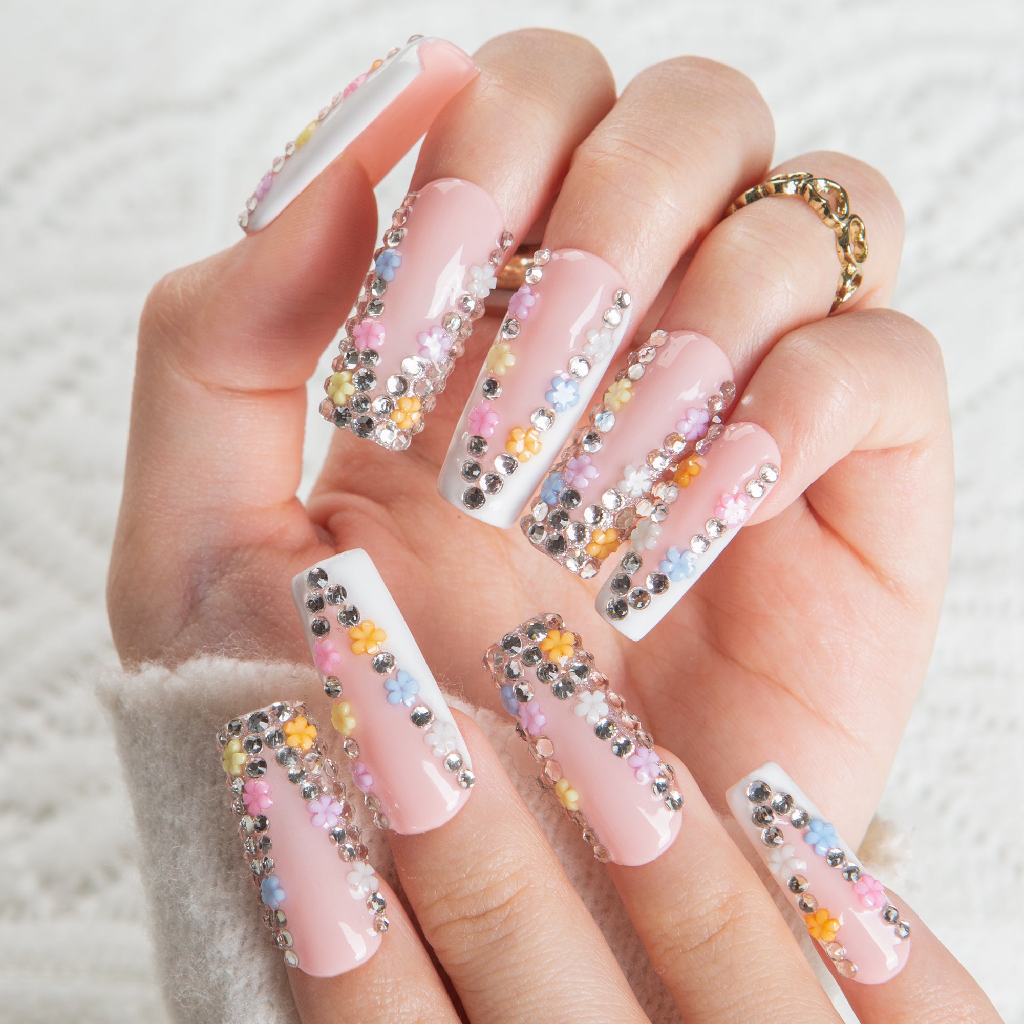 Floral Bloom Handmade Nails H705
