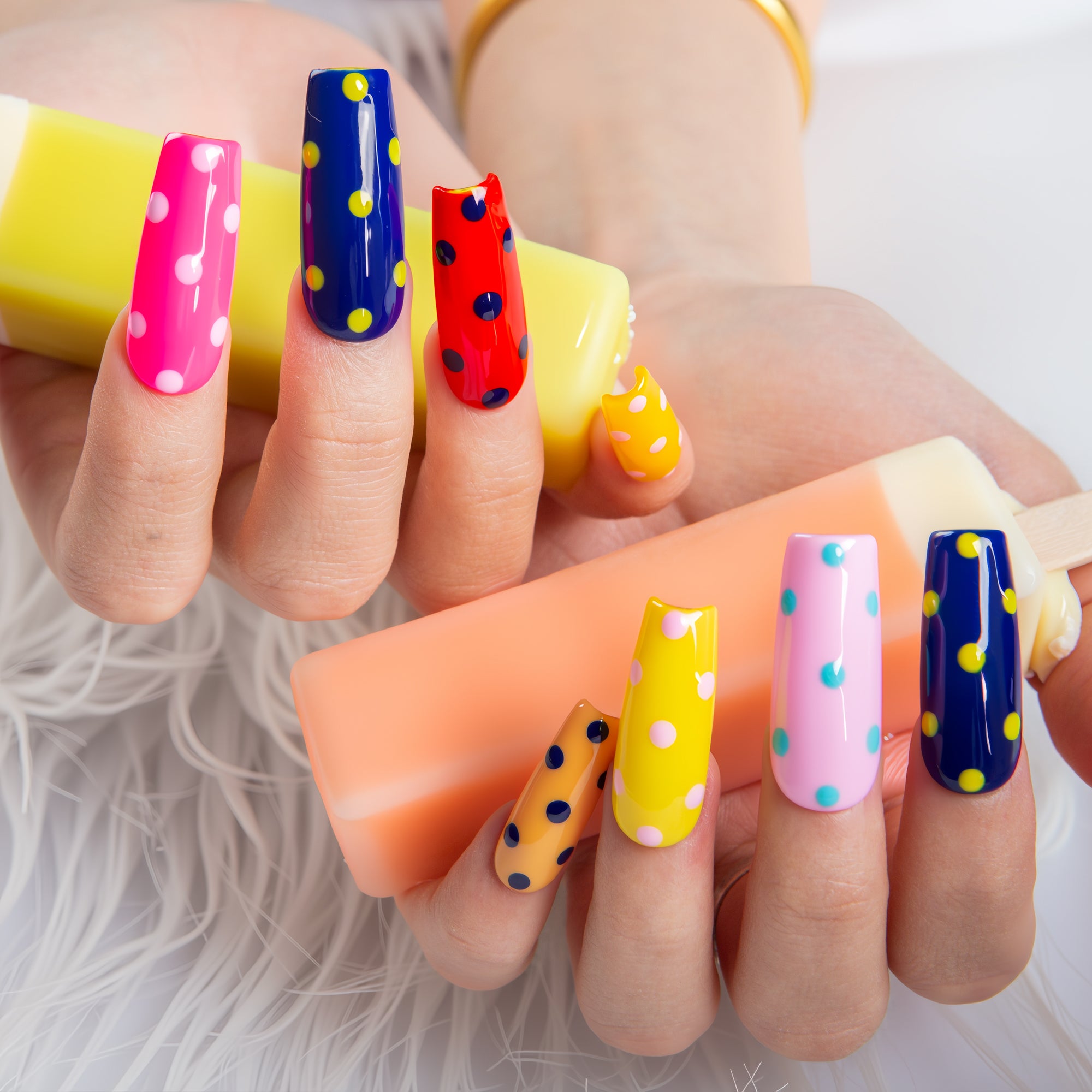 Polka Party Handmade Nails H715