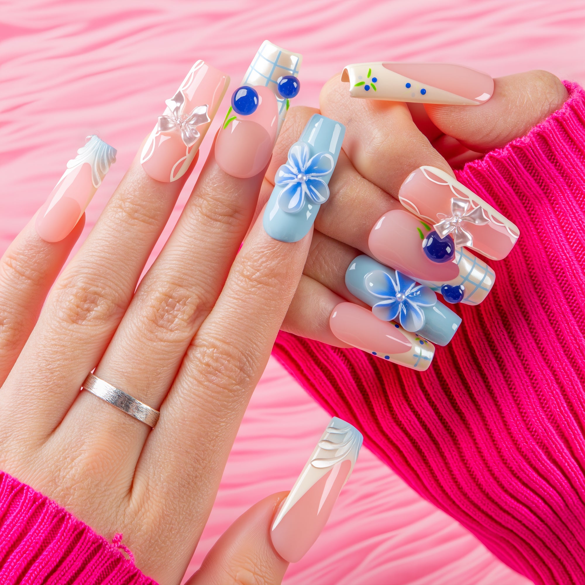 Blueberry Bloom Handmade Nails H736