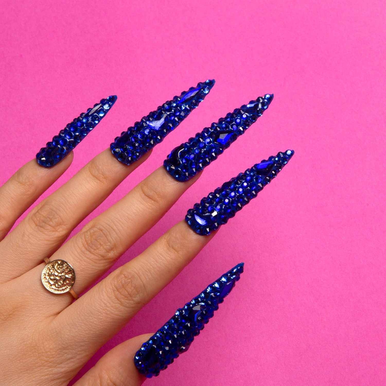 Blue rhinestone press-on nails, Deep Sea Classic design