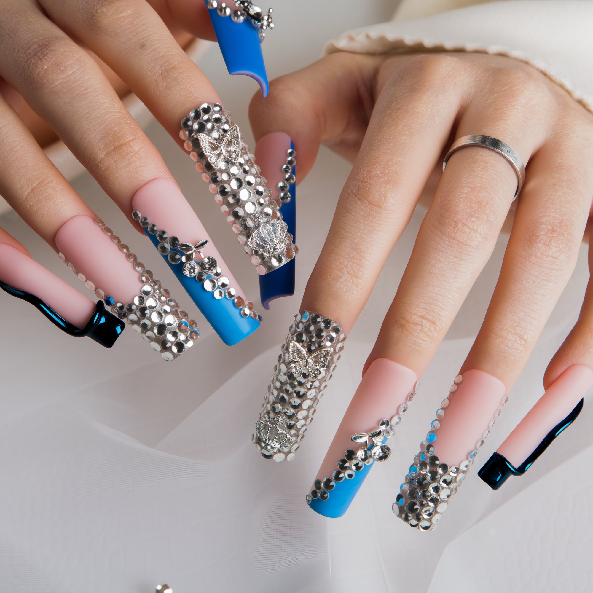 Royal Sapphire Handmade Nails H765