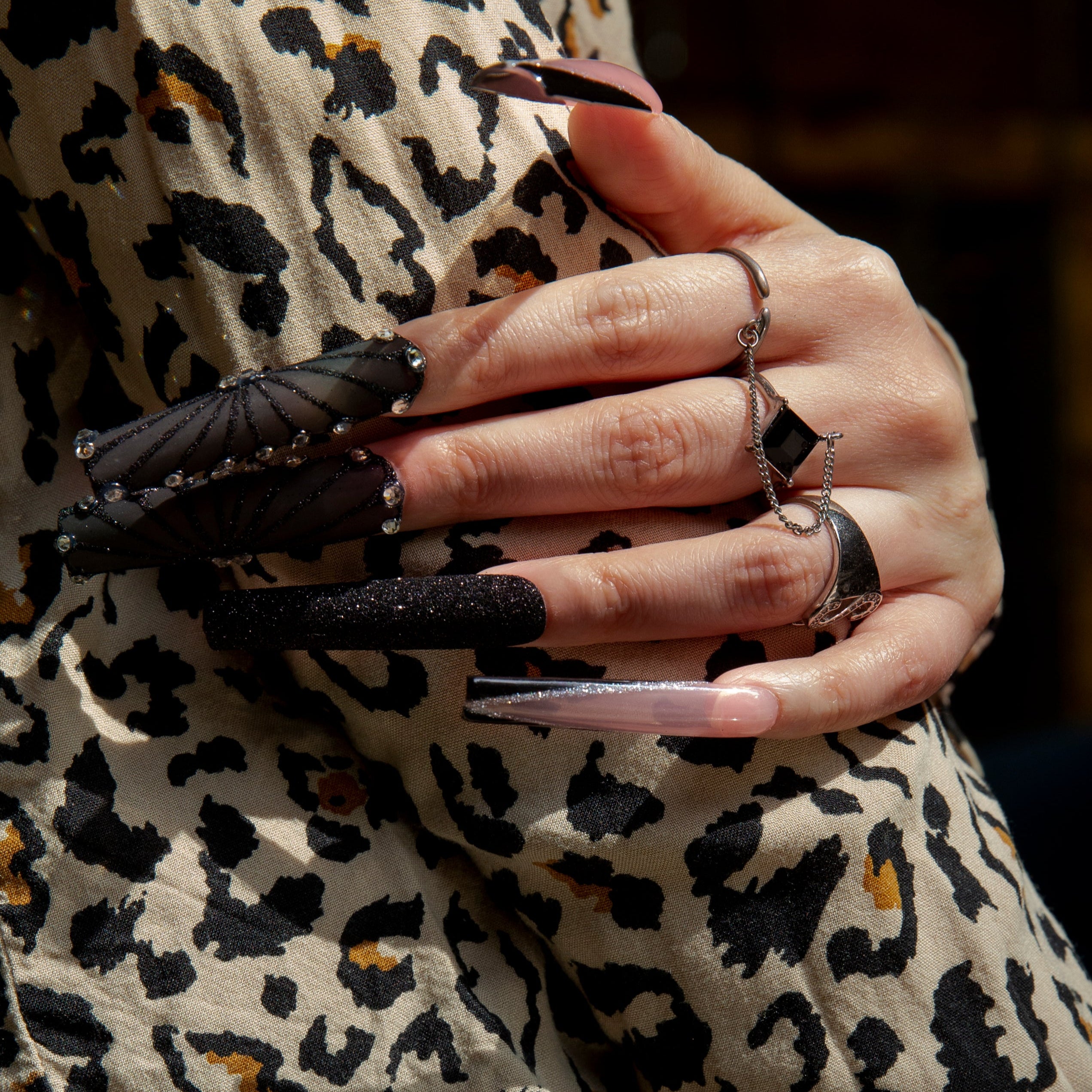dancing spirit press on nails