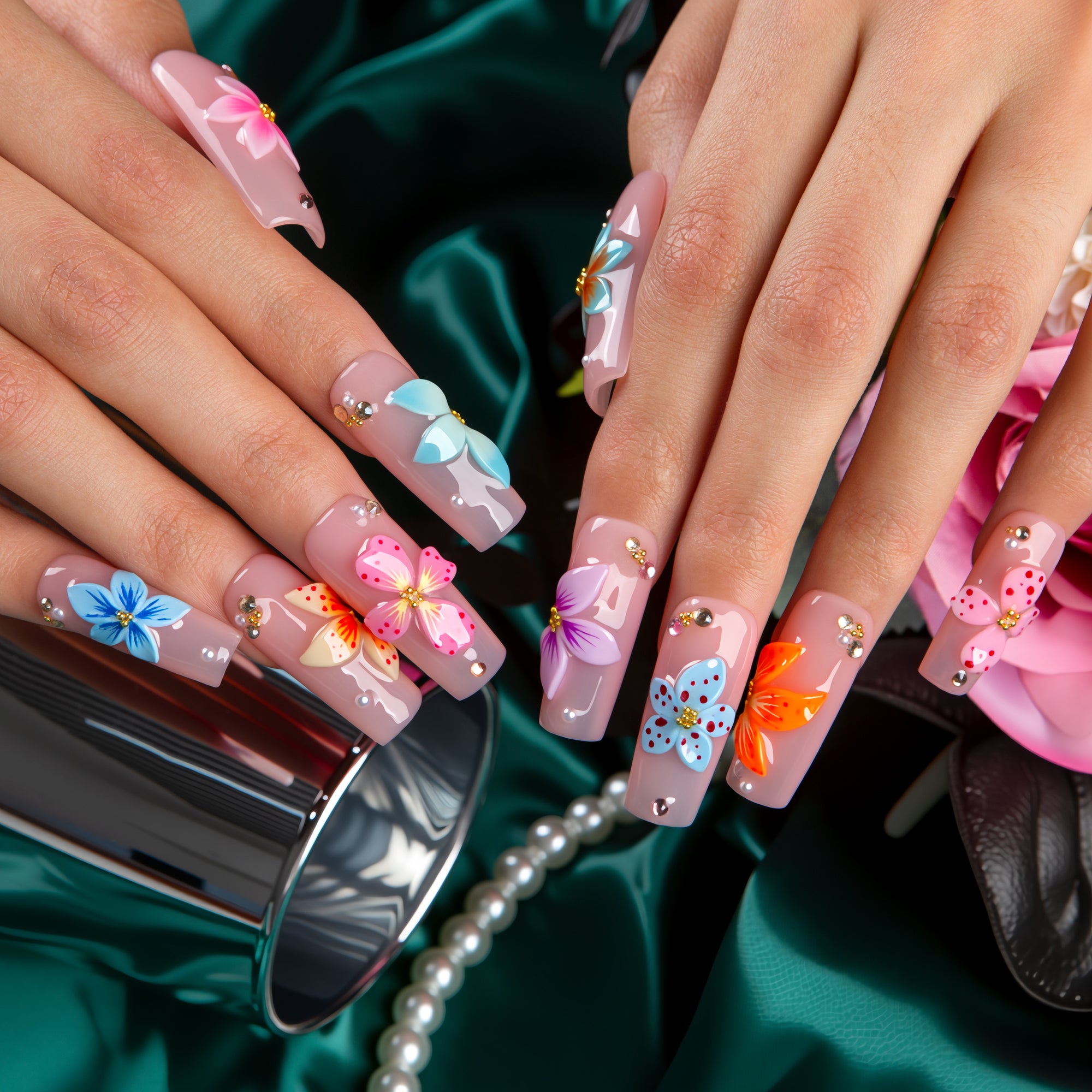 Floral Symphony Handmade Nails H813