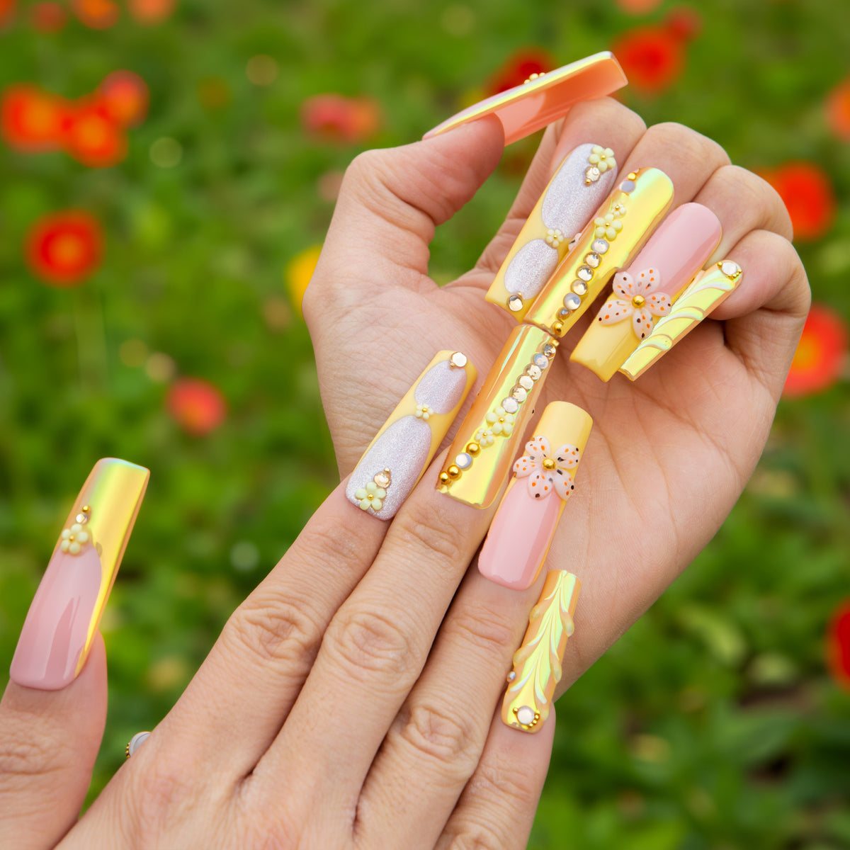 Soft Moonlight Handmade Nails H818