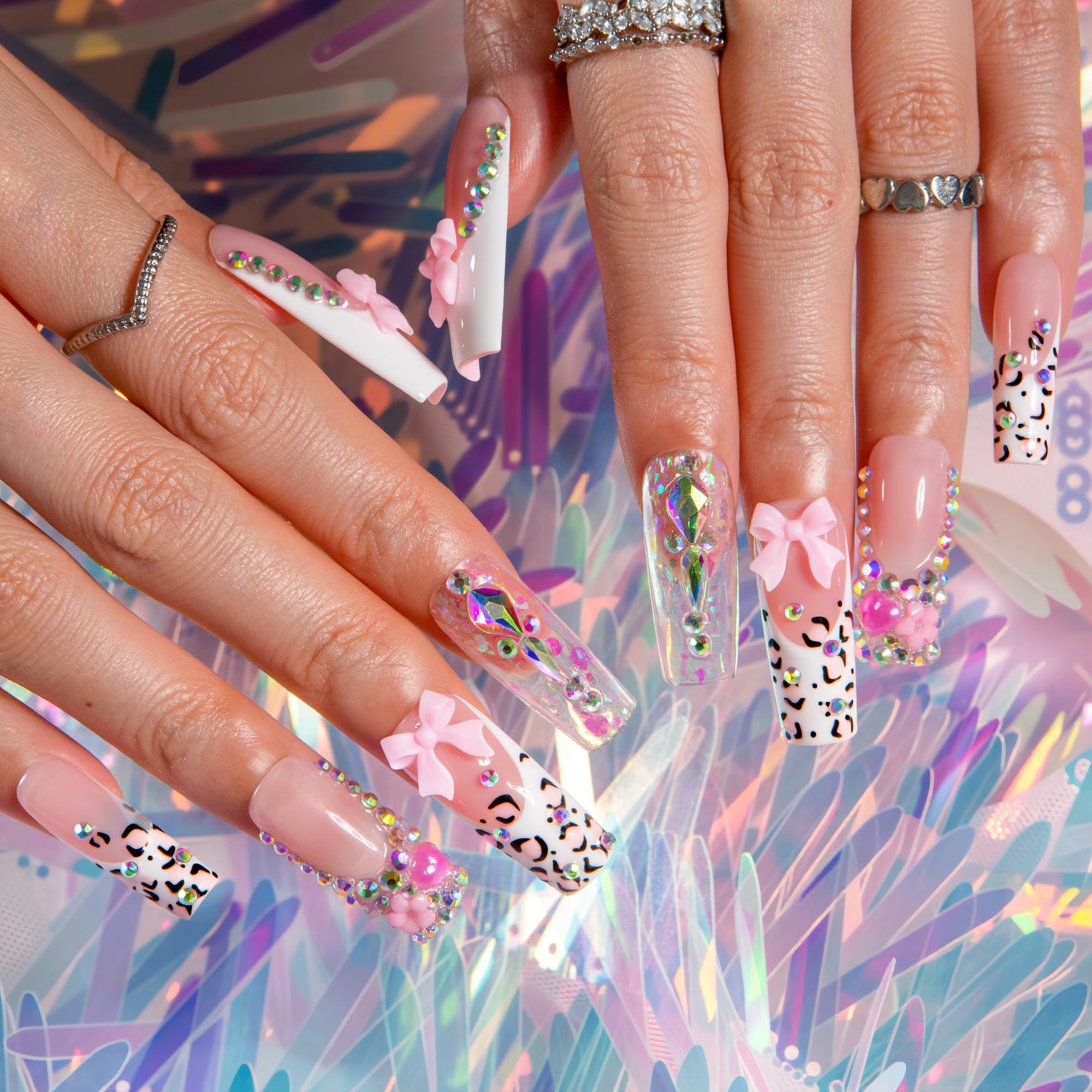 Sweet Riot Handmade Nails H826