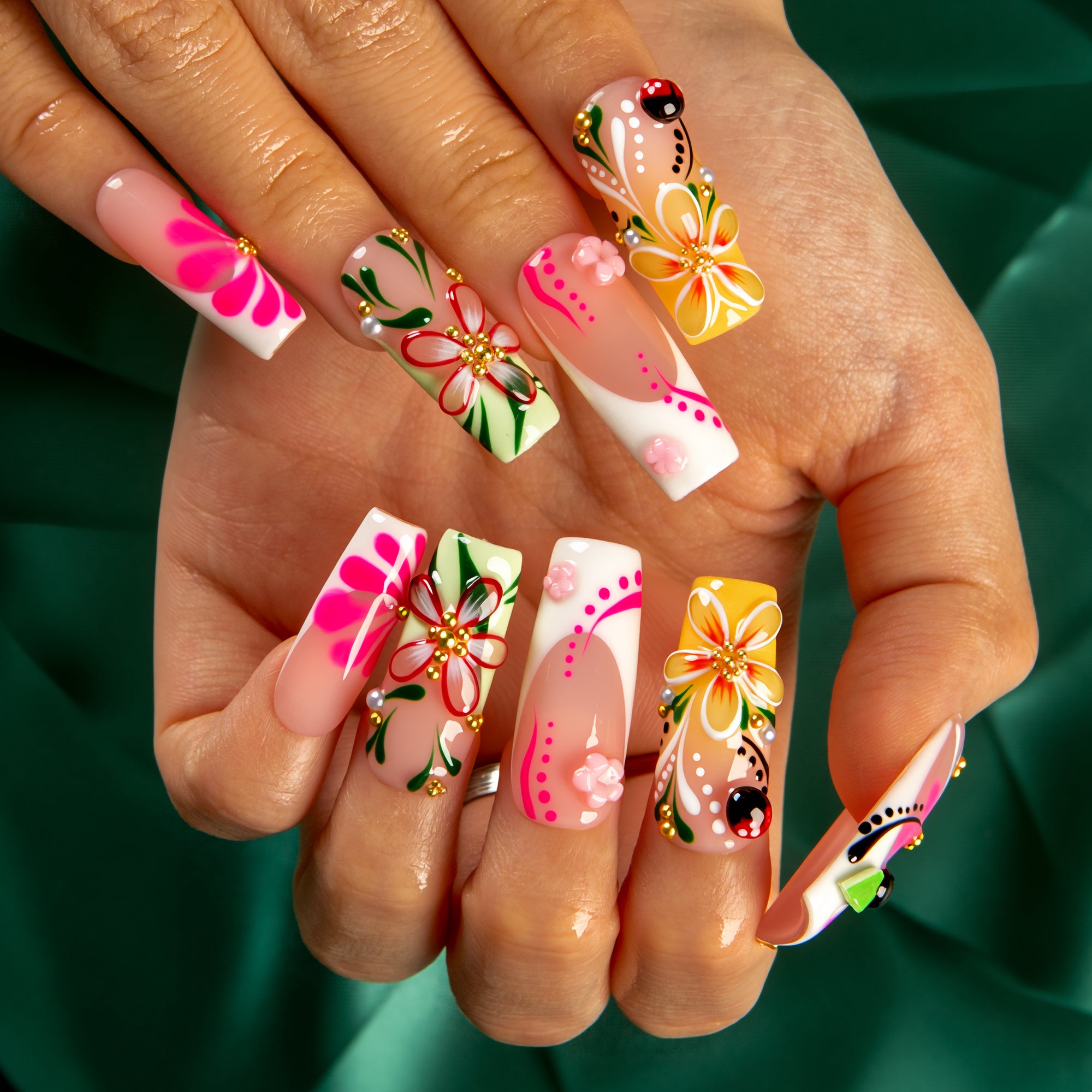 Wildflower Handmade Nails H828