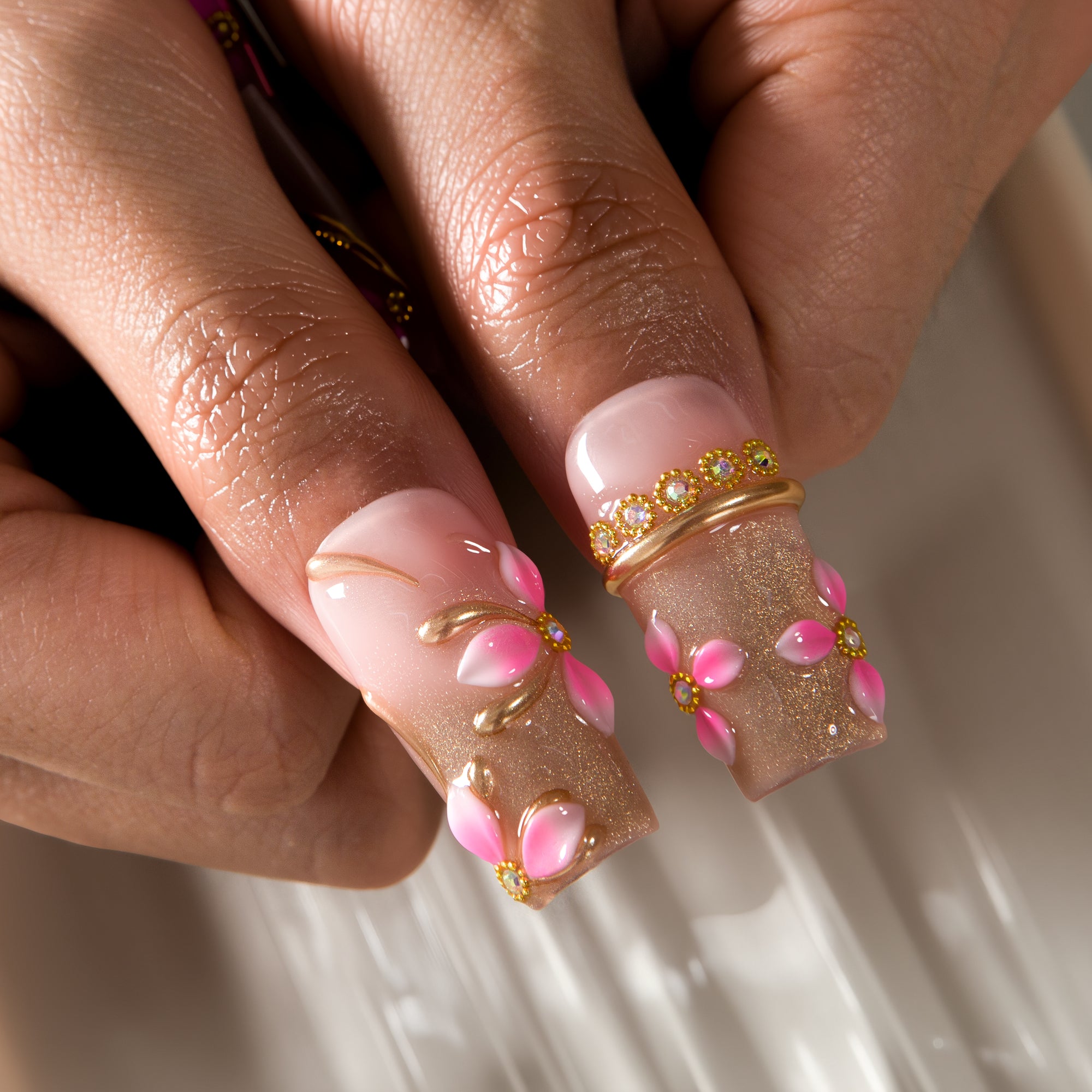 Gilded Rose Handmade Nails H832