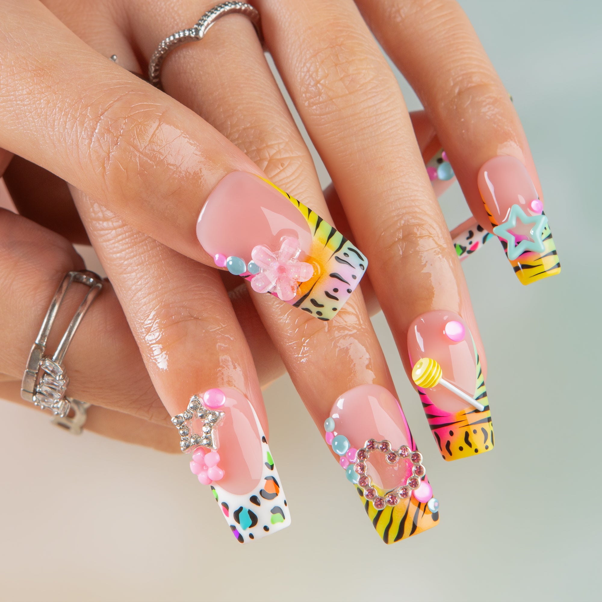 Wild Pop Handmade Nails H833