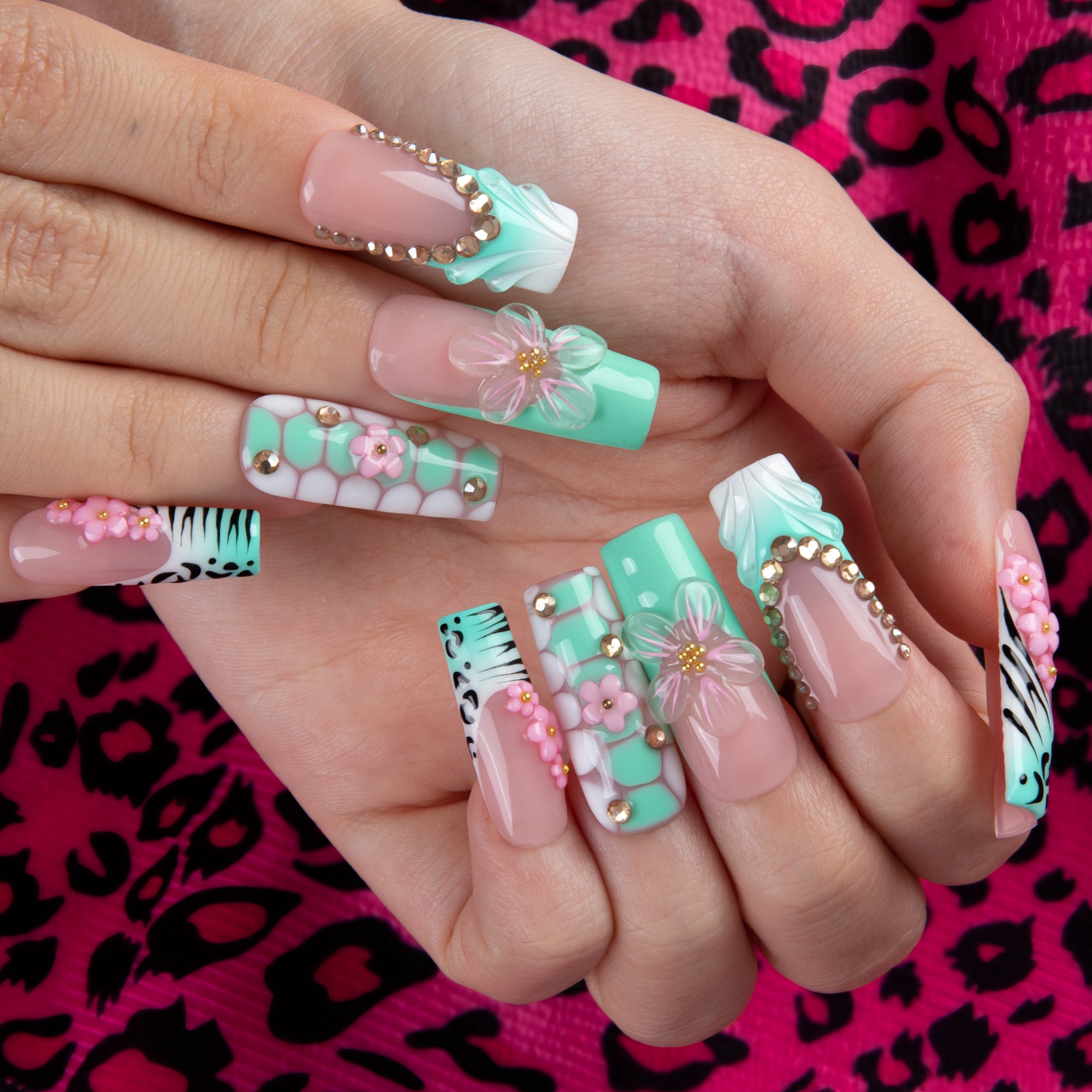 Mint Blossom Handmade Nails H849