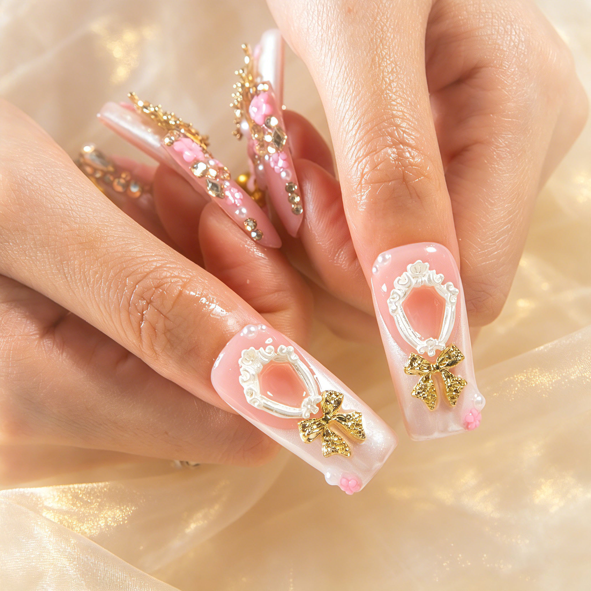 Bow Luxe Handmade Nails H856