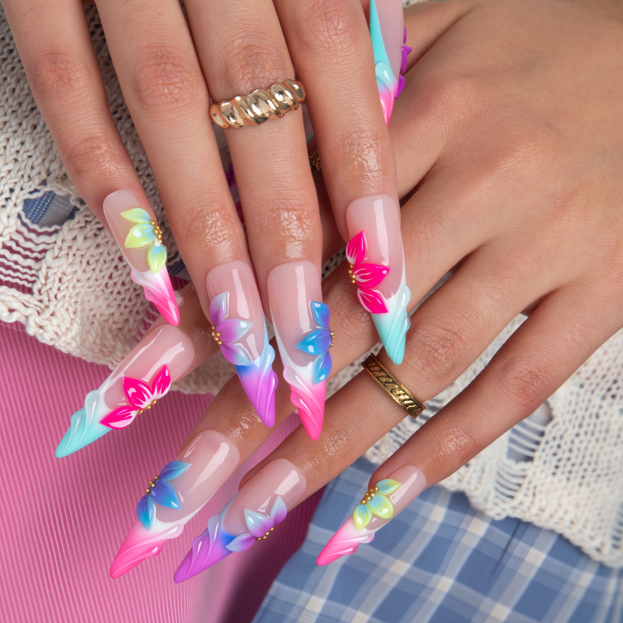Island Fantasy Handmade Nails H907