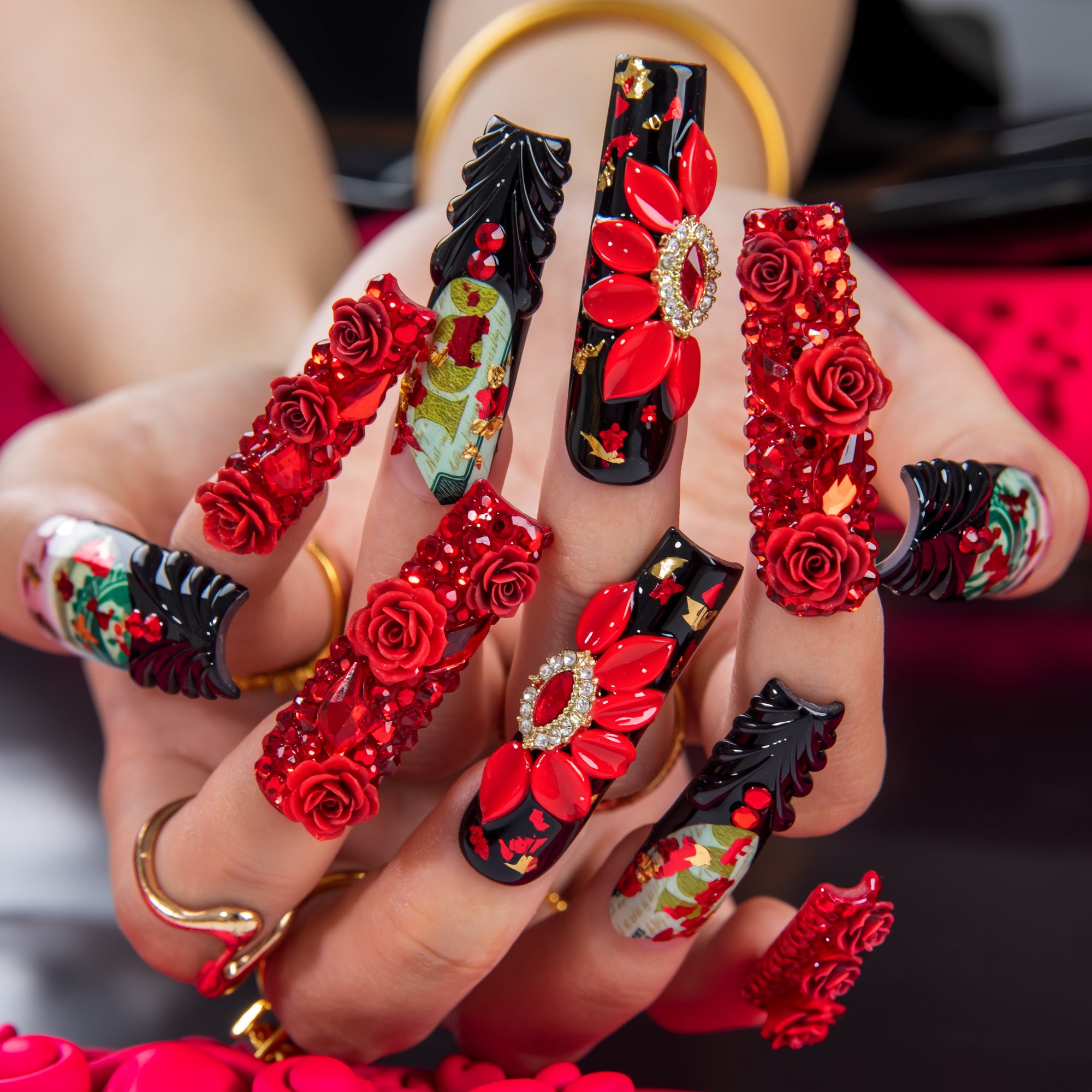 Queen of Midnigh Handmade Nails H911