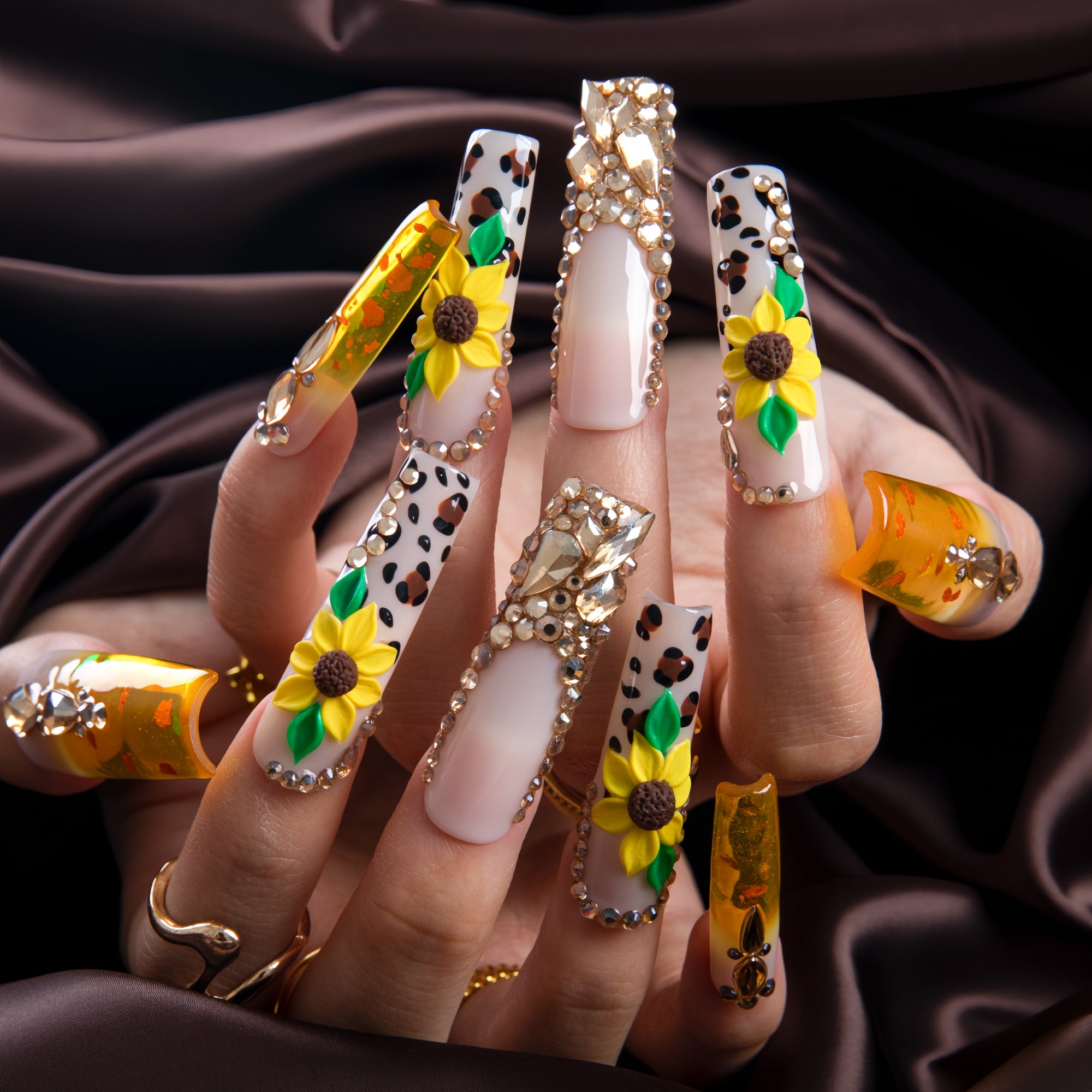 Sunlit Meadow Handmade Nails H924