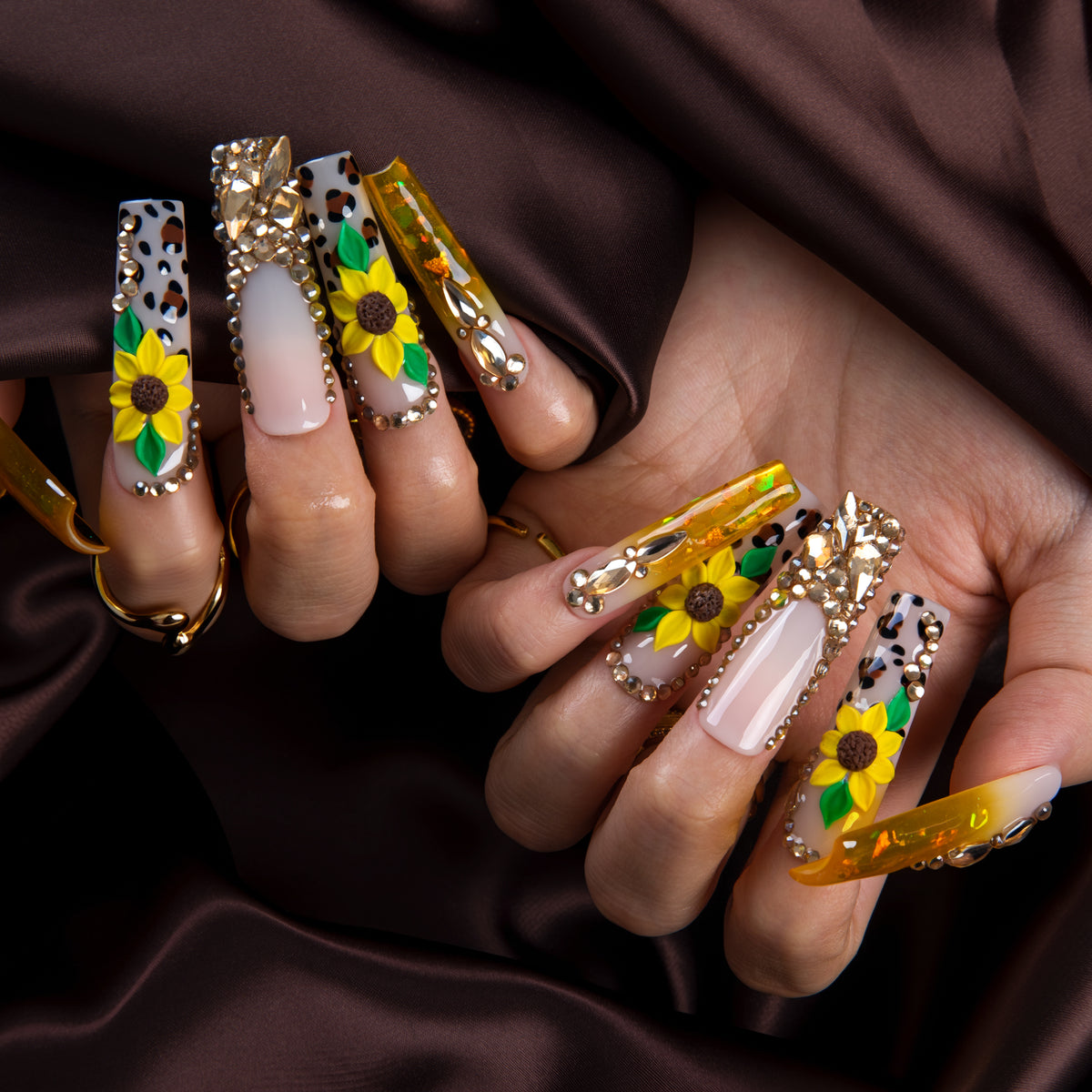 Sunlit Meadow Handmade Nails H924