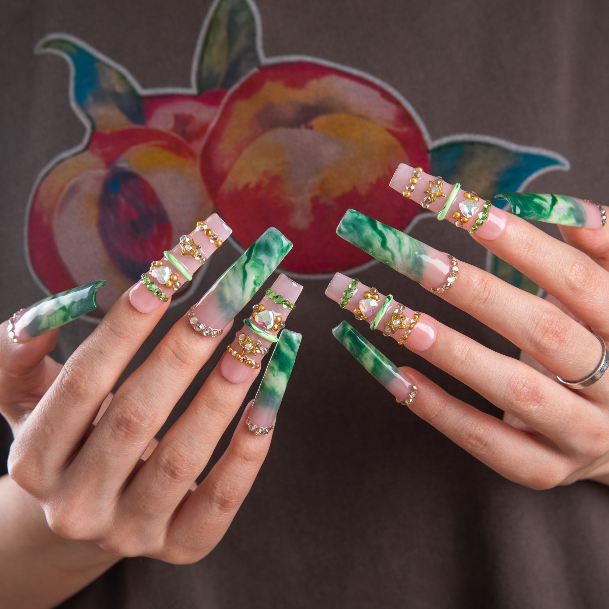 Emerald Wish Handmade Nails H927