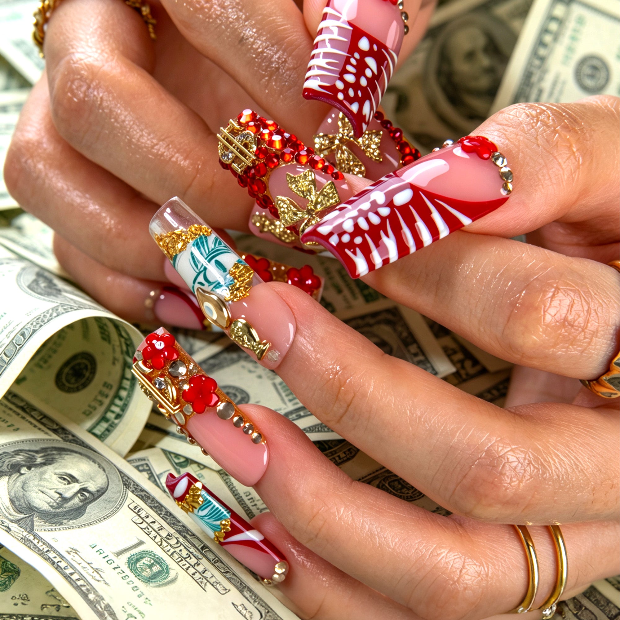 Lucky Treasure Handmade Nails H951