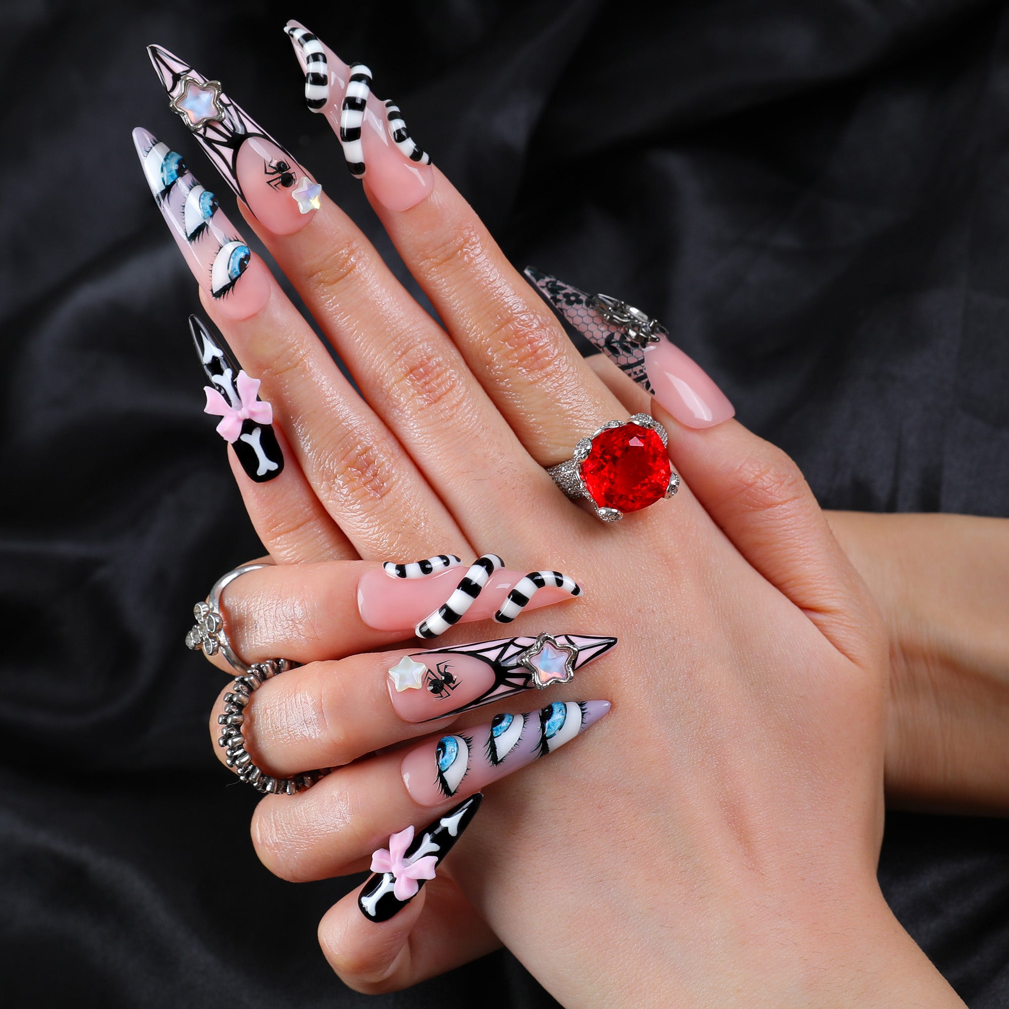 Dark Enchant Handmade Nails H975