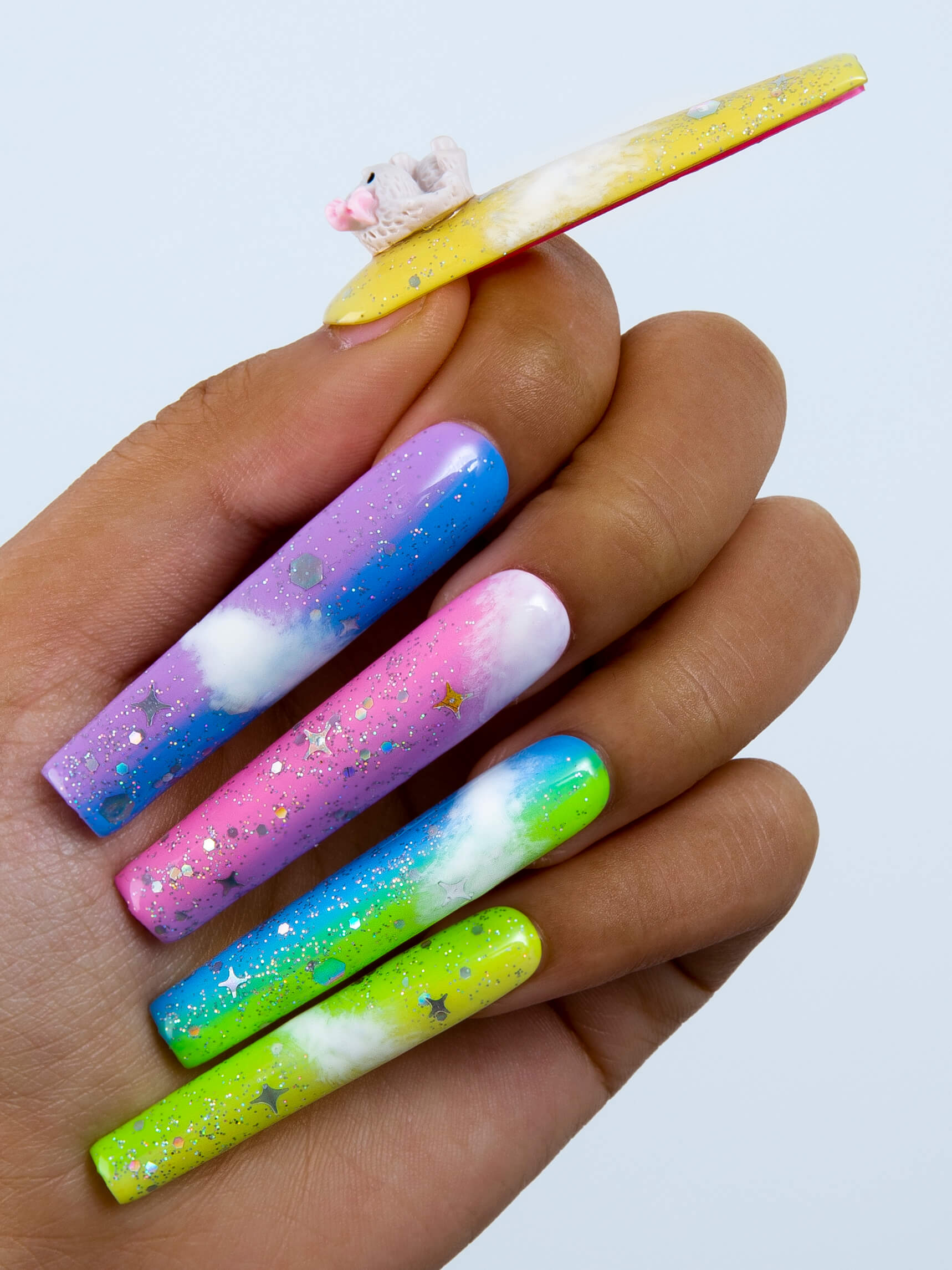 thinking above the cloud press on nails