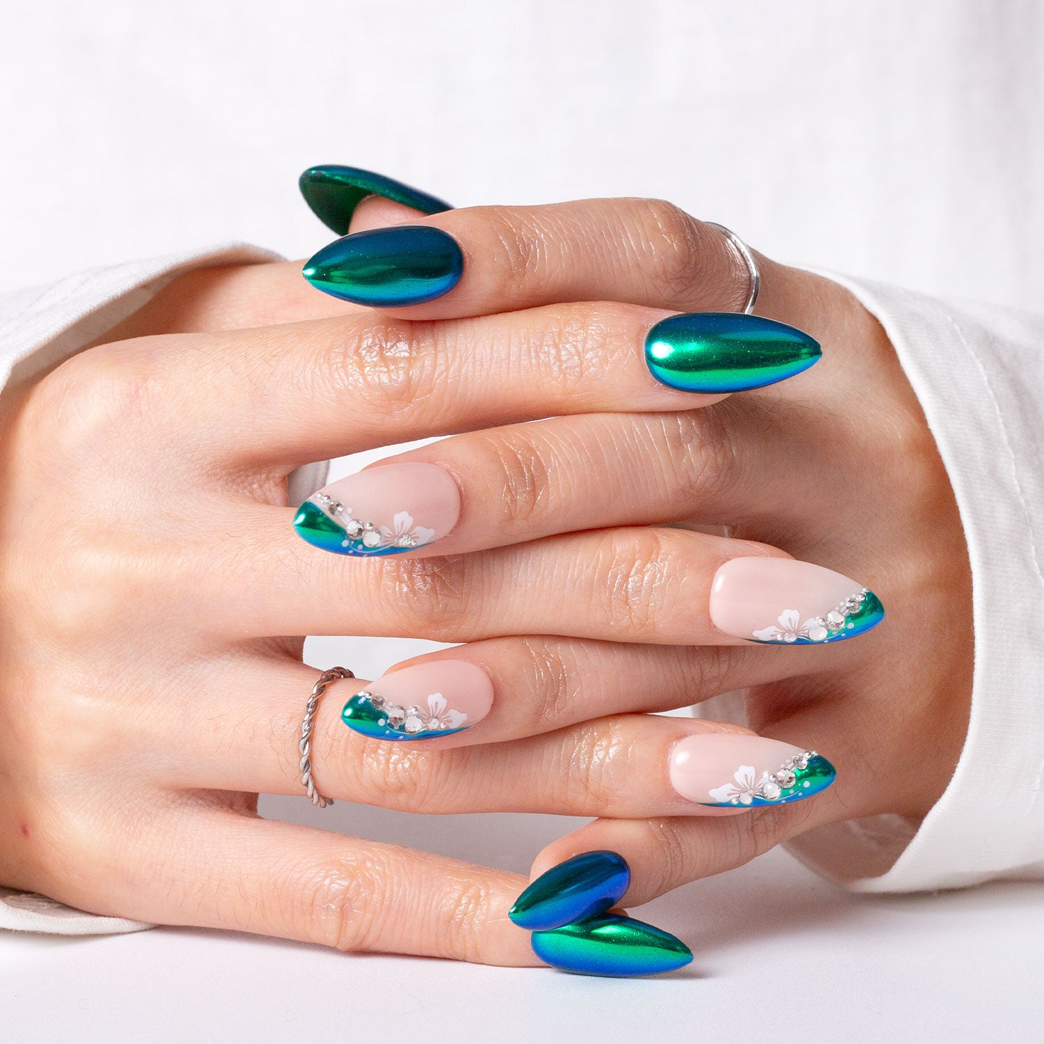 Opulent Allure P008