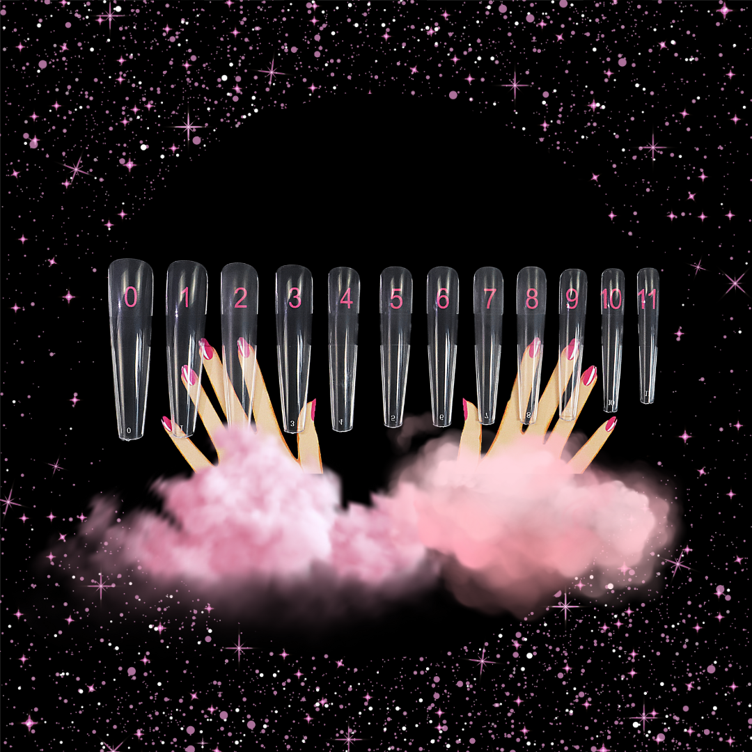 Fit kit for handmade press-on nails showing 12 transparent nail sizes labeled from 0 to 11, with two hands with pink-accented nails, on a starry black background with pink clouds.
