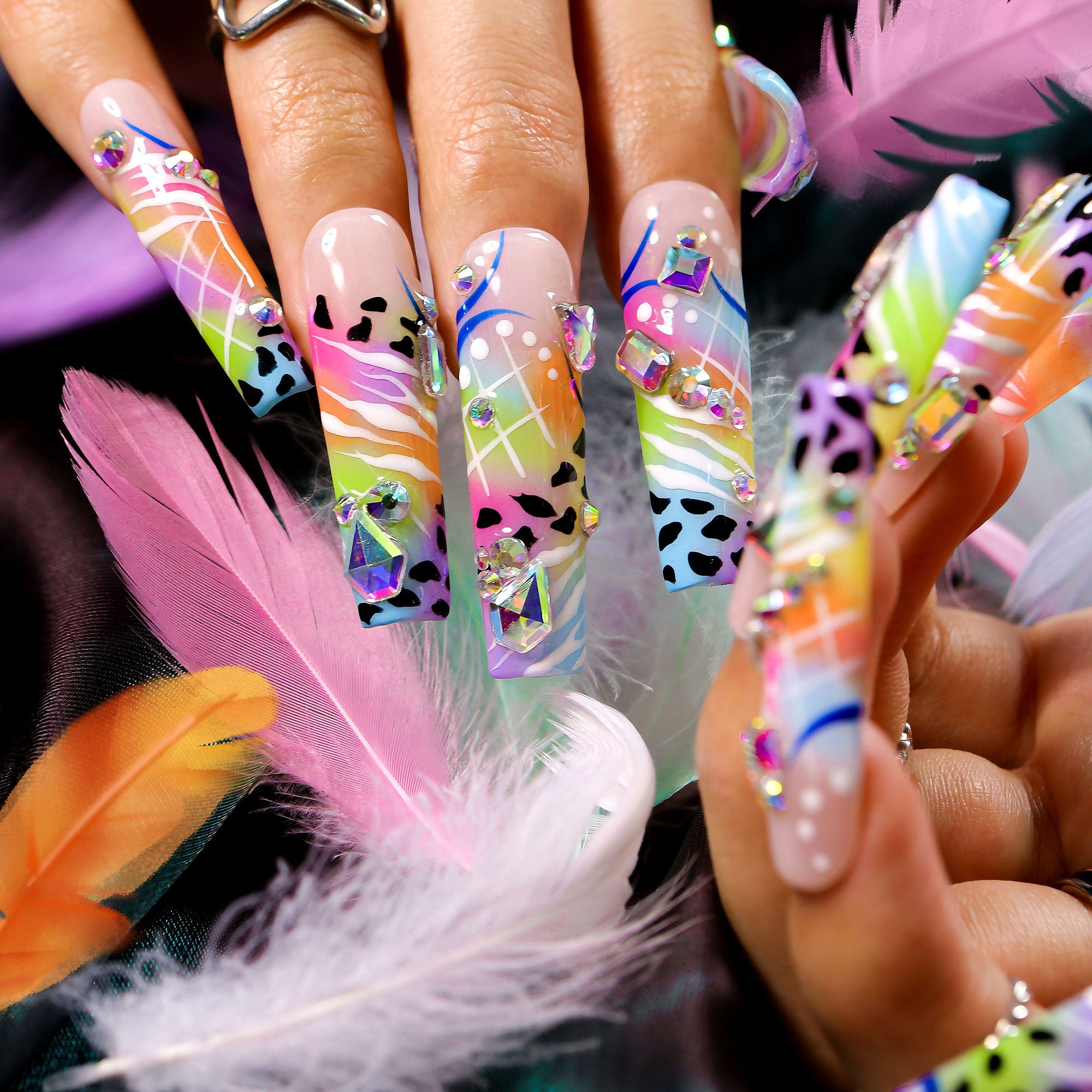 Hyper Animalia Handmade Nails H610