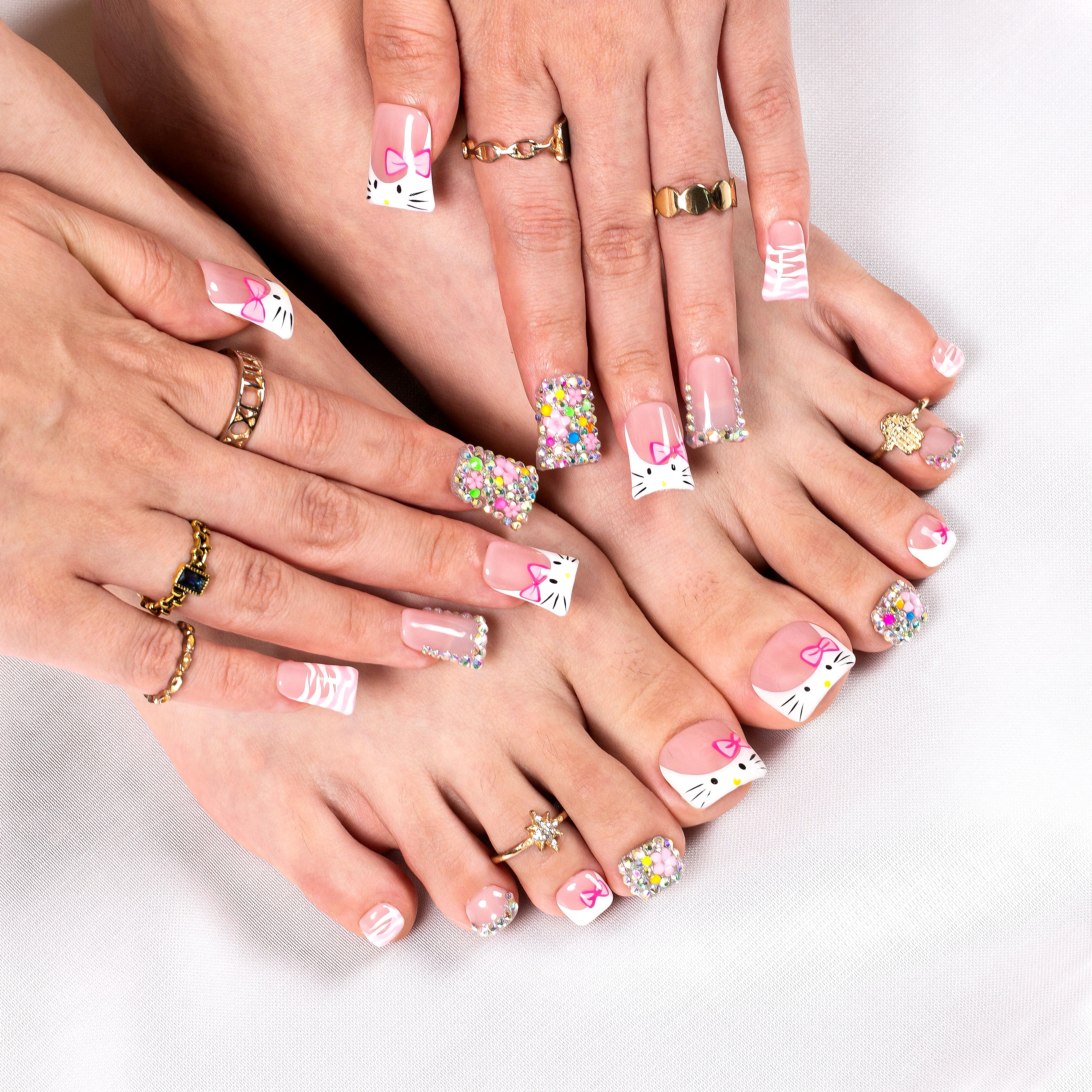Kiss Me In Kawaii Combo Set Handmade Nails H577+T577