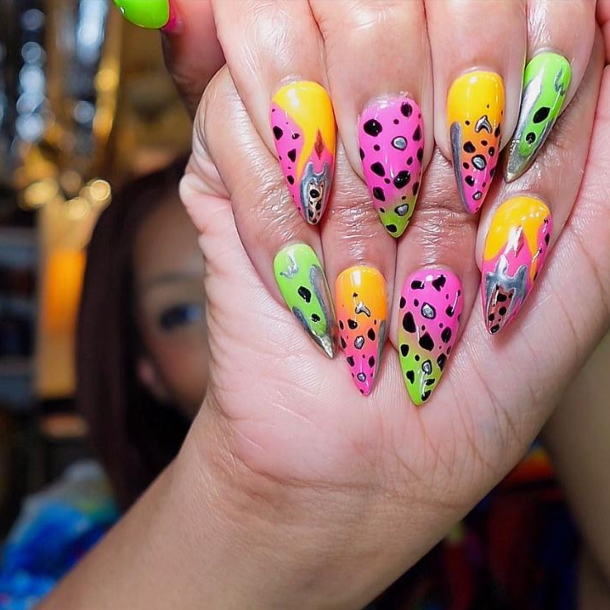 @thequinbeeshow x Lovful Creator Collab Electric Honey Handmade Nails C058