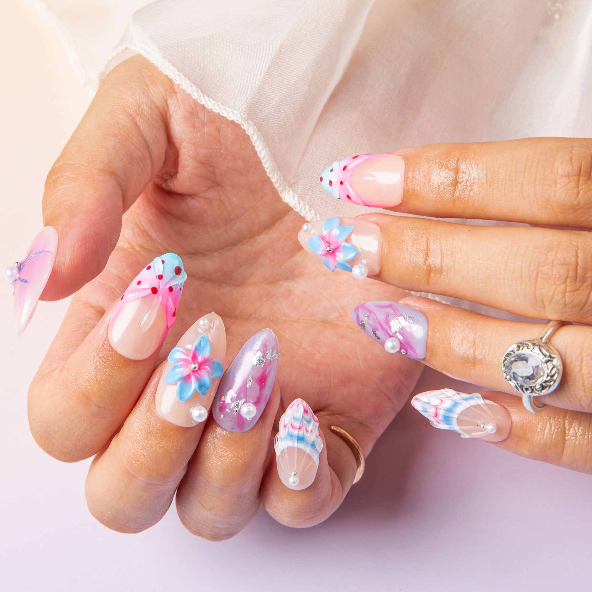 Mermaid’s Mood Handmade Nails H549